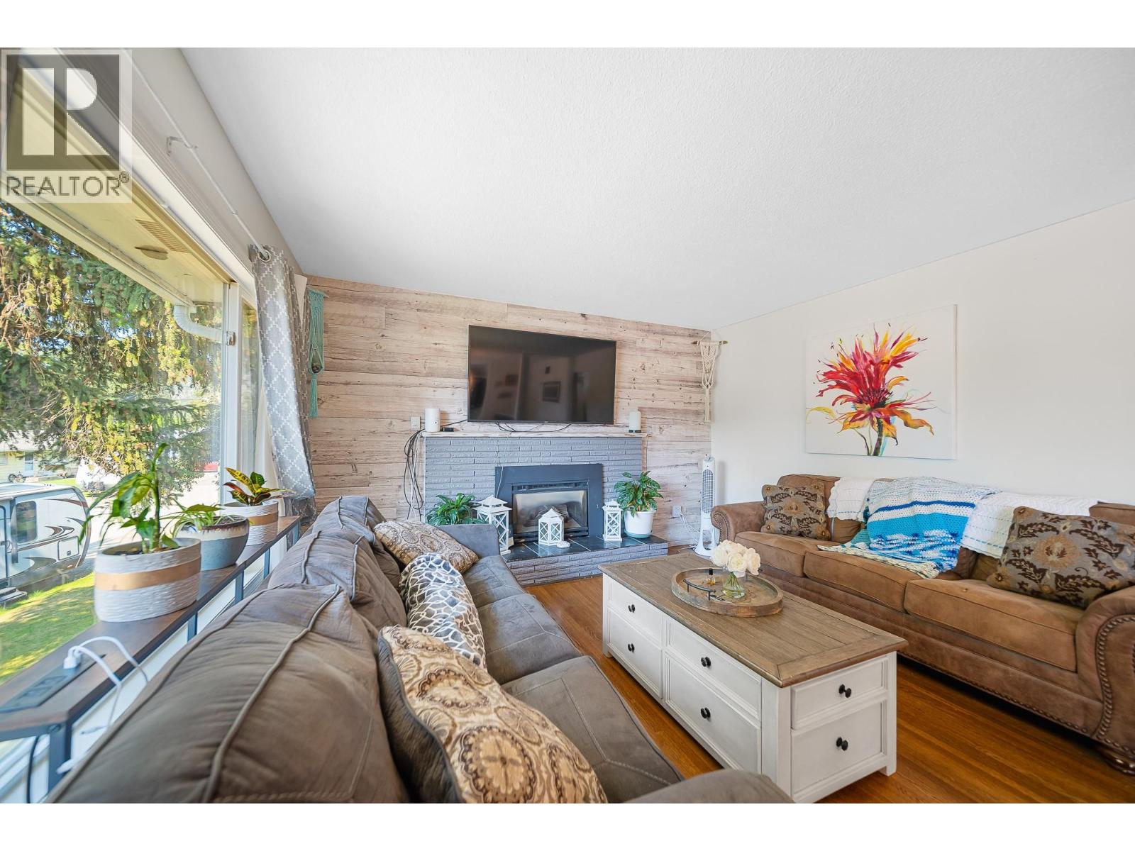 2101 Gillis Crescent, Merritt, British Columbia  V1K 1H9 - Photo 11 - 10398169