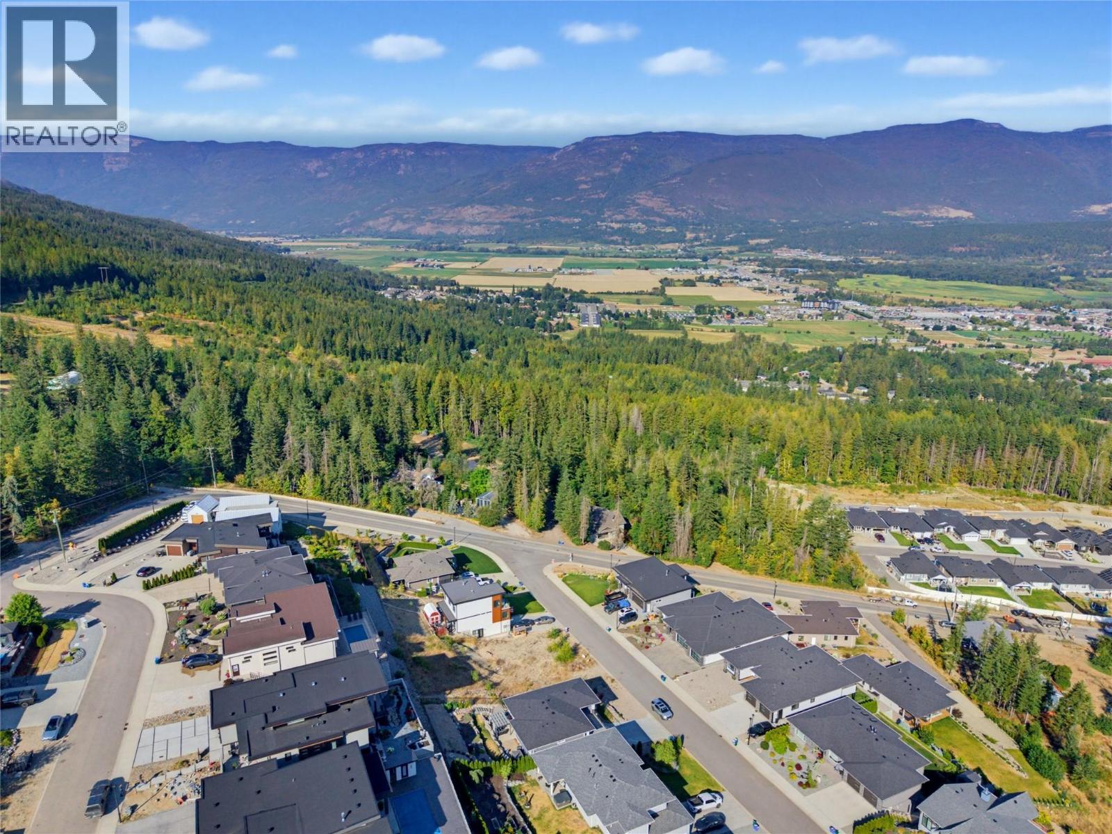 1040 17 Avenue Se, Salmon Arm, British Columbia  V1E 2C9 - Photo 14 - 10397524