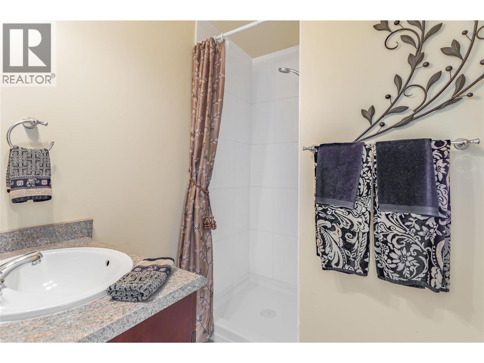 17952 Hereford Road, Kelowna, British Columbia  V4V 1B6 - Photo 20 - 10398046