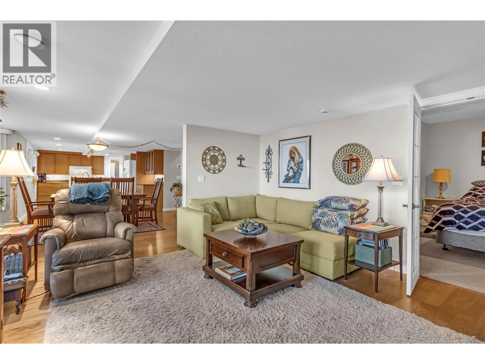 17952 Hereford Road, Kelowna, British Columbia  V4V 1B6 - Photo 41 - 10398046