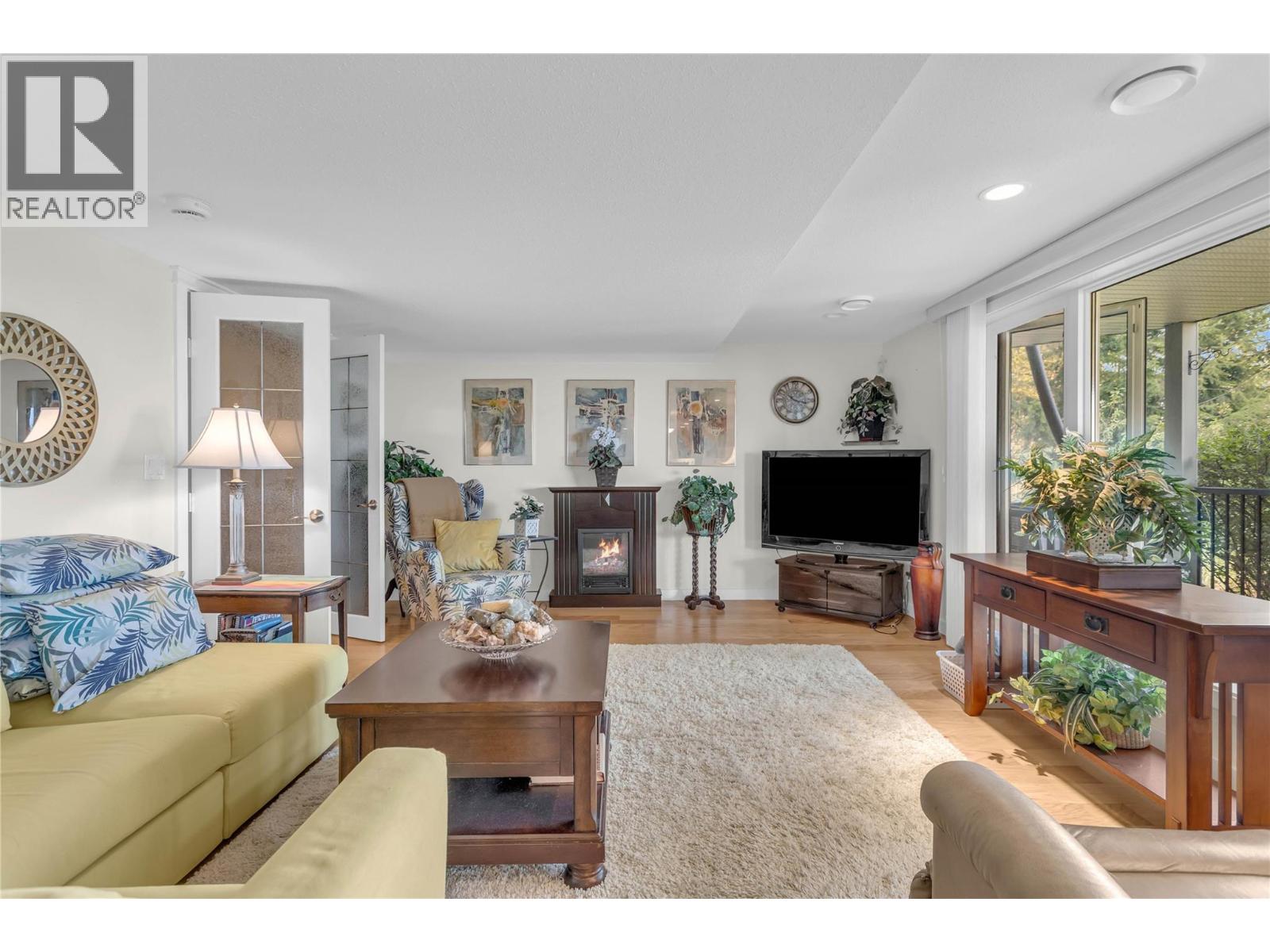 17952 Hereford Road, Kelowna, British Columbia  V4V 1B6 - Photo 42 - 10398046