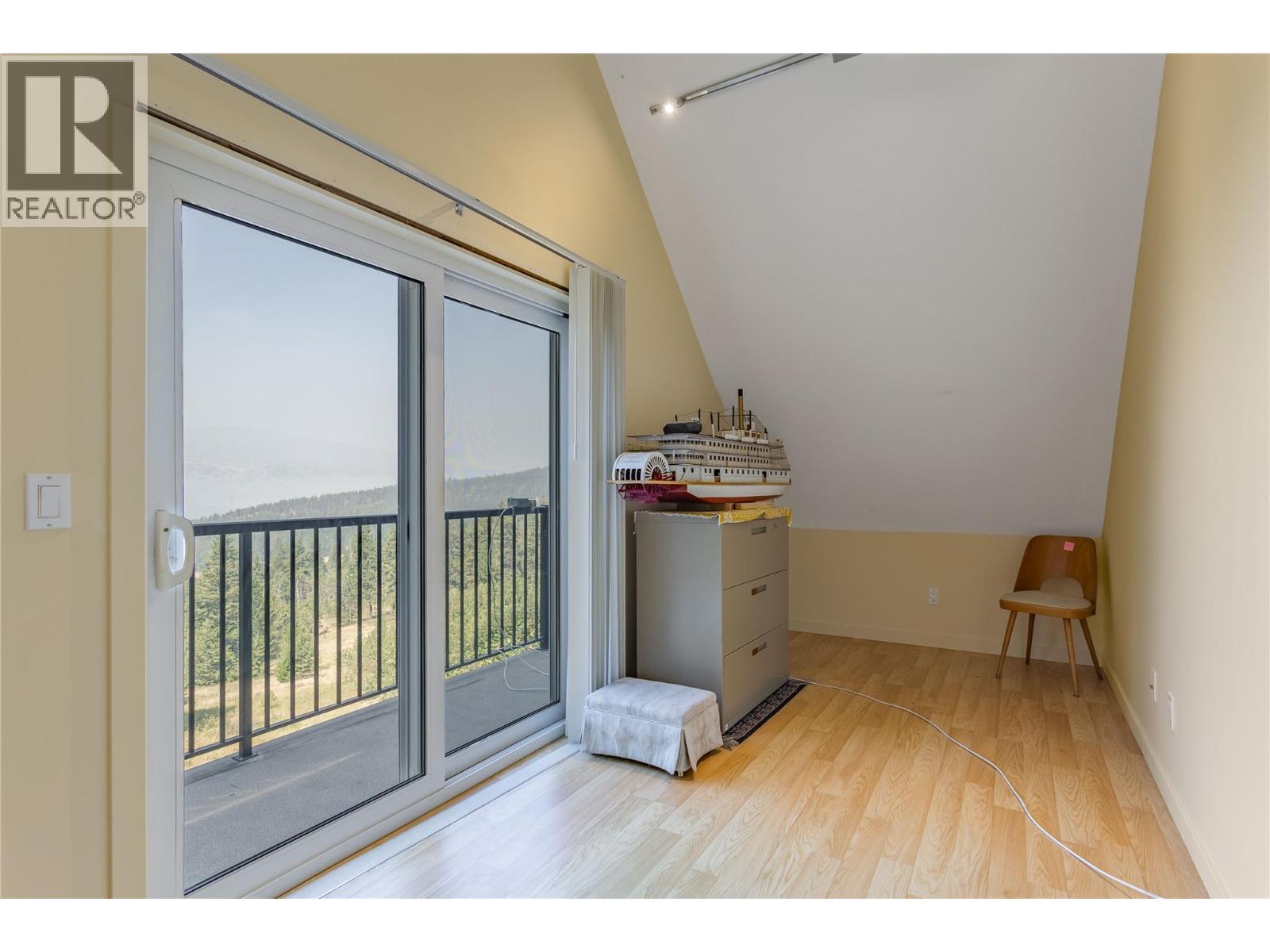 17952 Hereford Road, Kelowna, British Columbia  V4V 1B6 - Photo 64 - 10398046