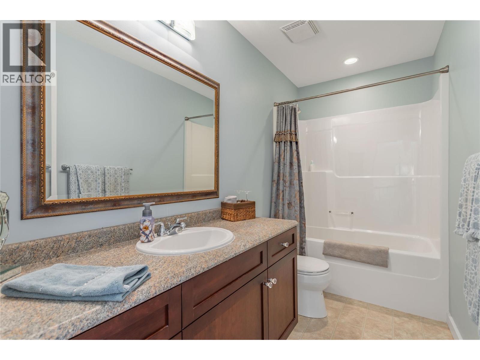 17952 Hereford Road, Kelowna, British Columbia  V4V 1B6 - Photo 73 - 10398046