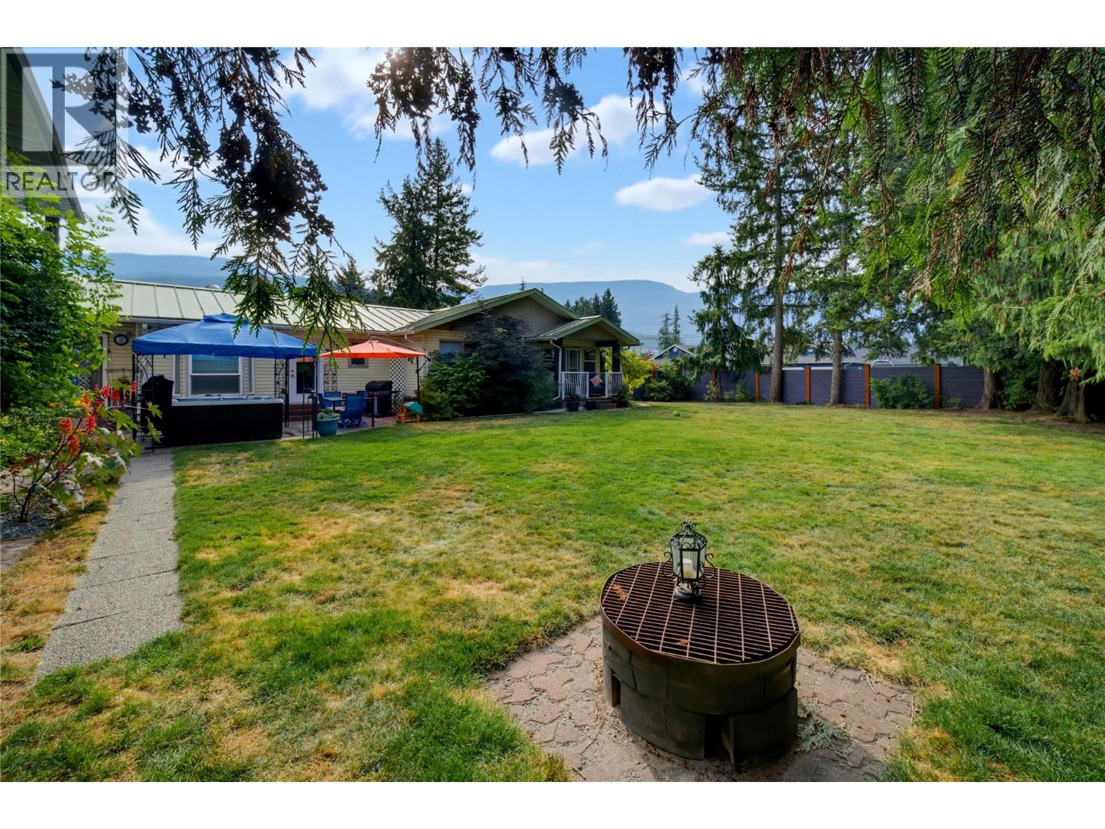 502 Maple Street, Sicamous, British Columbia  V0E 2V0 - Photo 42 - 10398147