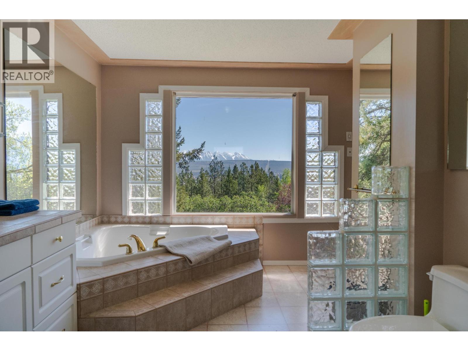 380 Ivy Road, Cranbrook, British Columbia  V1C 6W6 - Photo 24 - 10398203