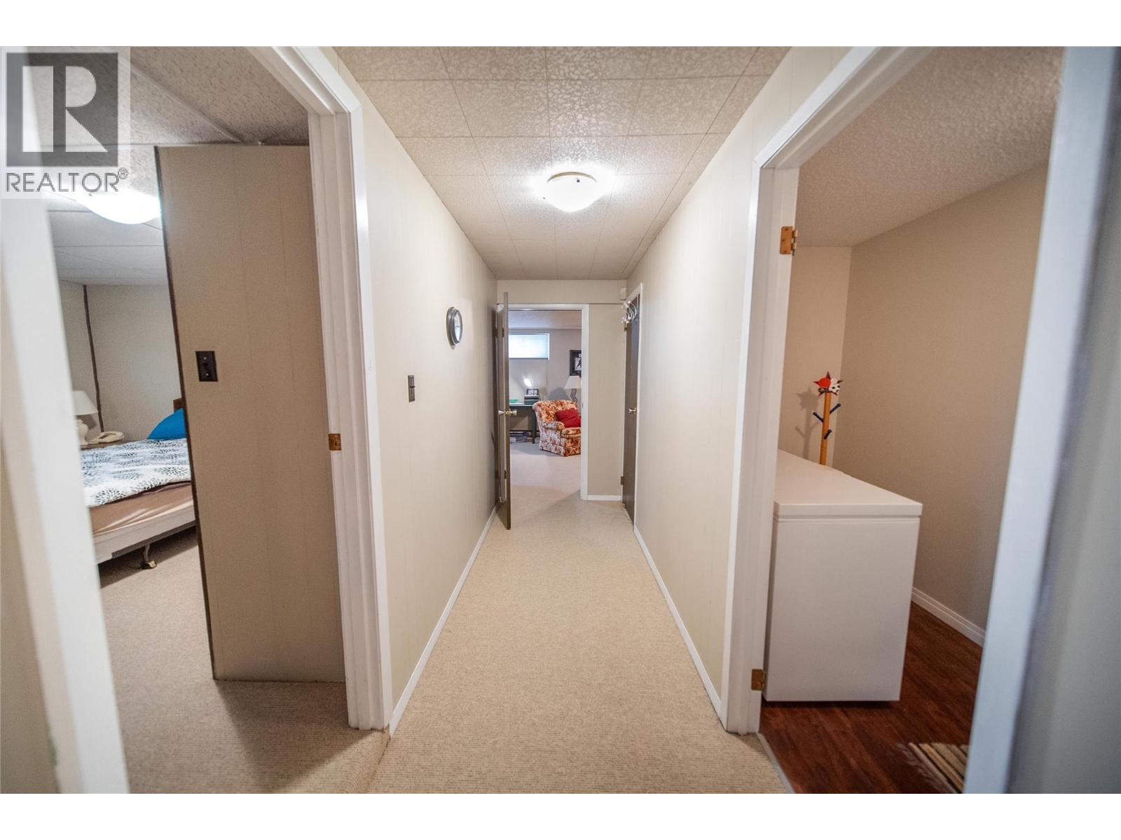 380 Ivy Road, Cranbrook, British Columbia  V1C 6W6 - Photo 32 - 10398203