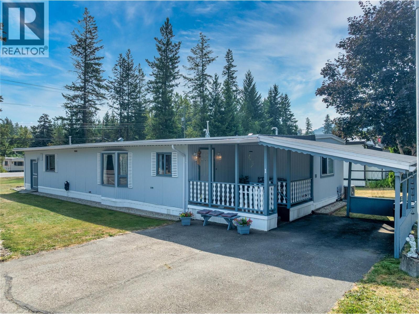 1361 30 Street Se Unit# 1, Salmon Arm, British Columbia  V1E 2N4 - Photo 1 - 10398065