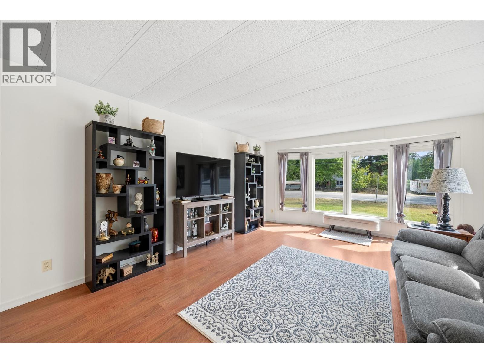 1361 30 Street Se Unit# 1, Salmon Arm, British Columbia  V1E 2N4 - Photo 10 - 10398065