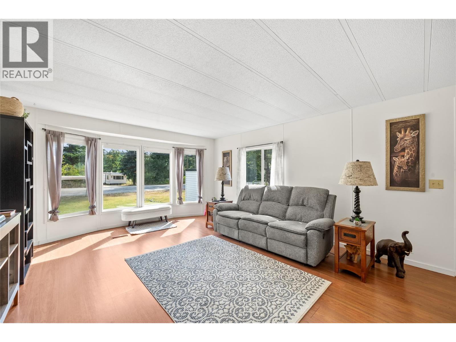 1361 30 Street Se Unit# 1, Salmon Arm, British Columbia  V1E 2N4 - Photo 11 - 10398065