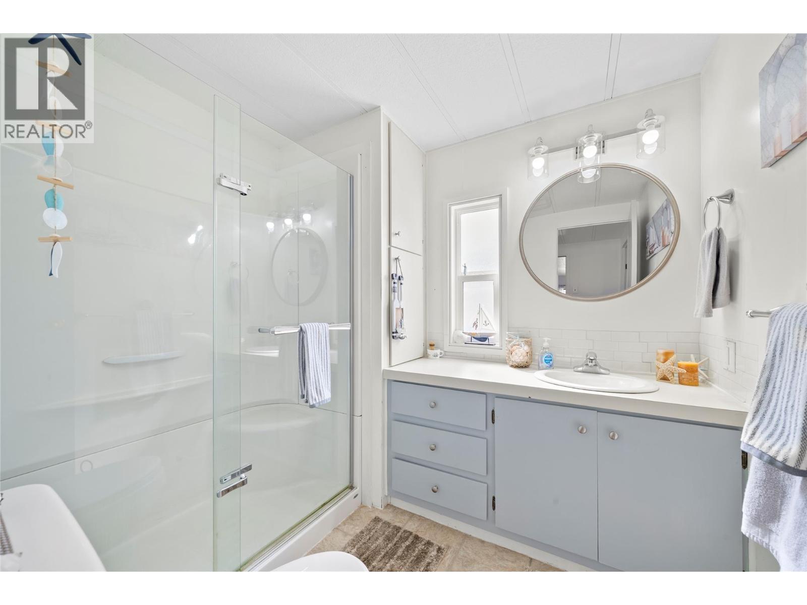 1361 30 Street Se Unit# 1, Salmon Arm, British Columbia  V1E 2N4 - Photo 33 - 10398065