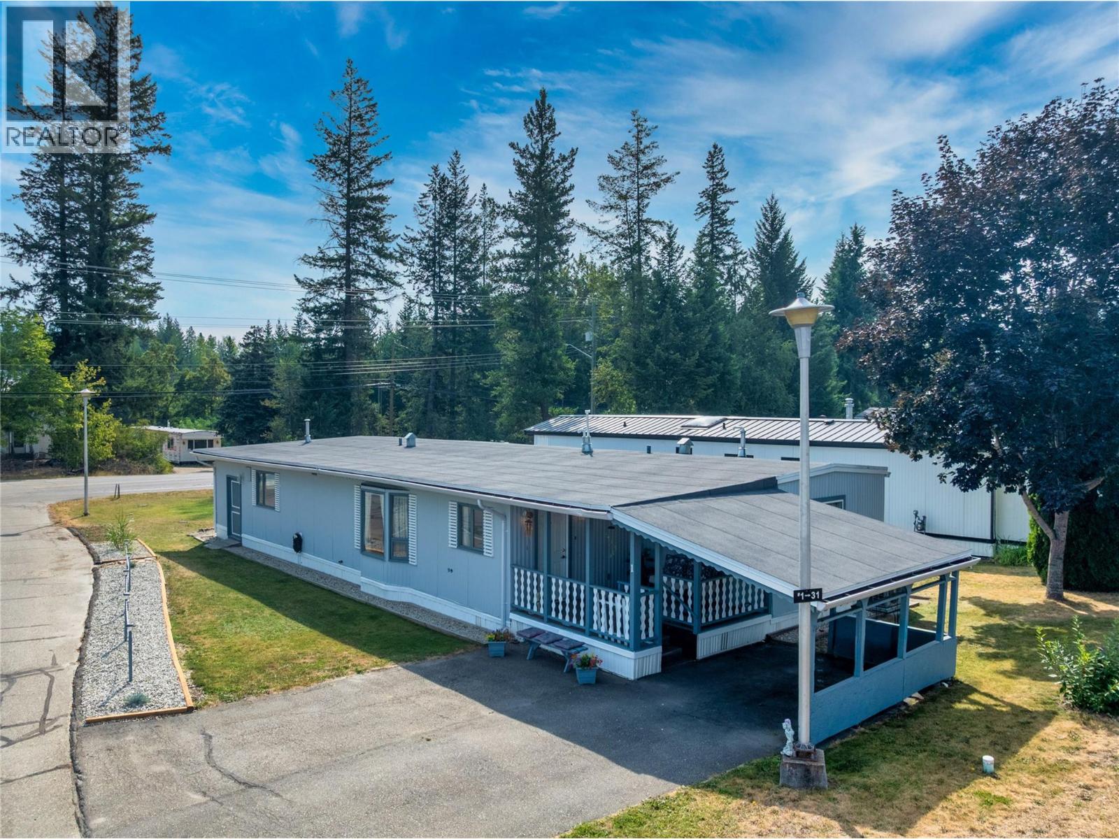 1361 30 Street Se Unit# 1, Salmon Arm, British Columbia  V1E 2N4 - Photo 4 - 10398065
