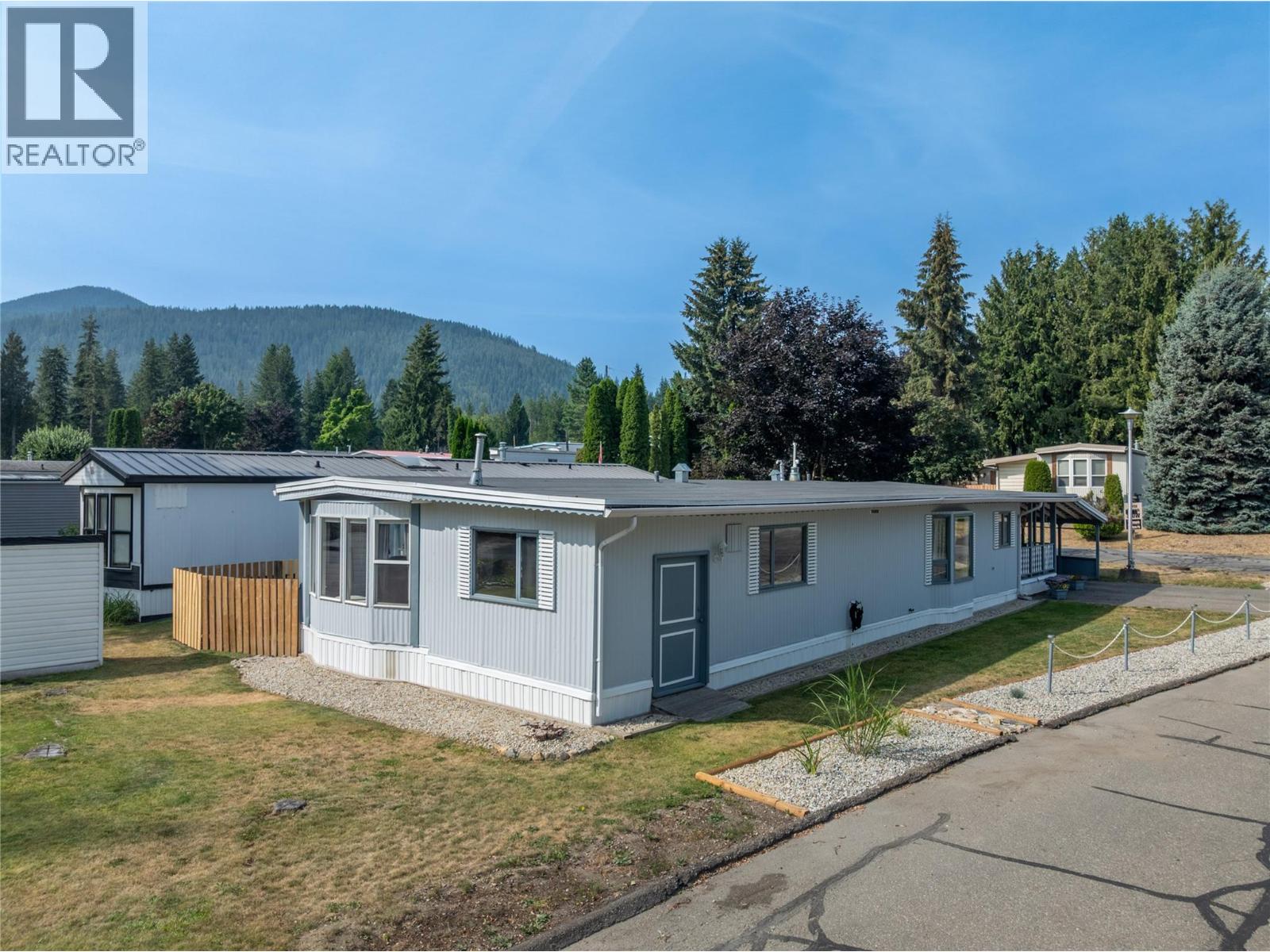 1361 30 Street Se Unit# 1, Salmon Arm, British Columbia  V1E 2N4 - Photo 49 - 10398065