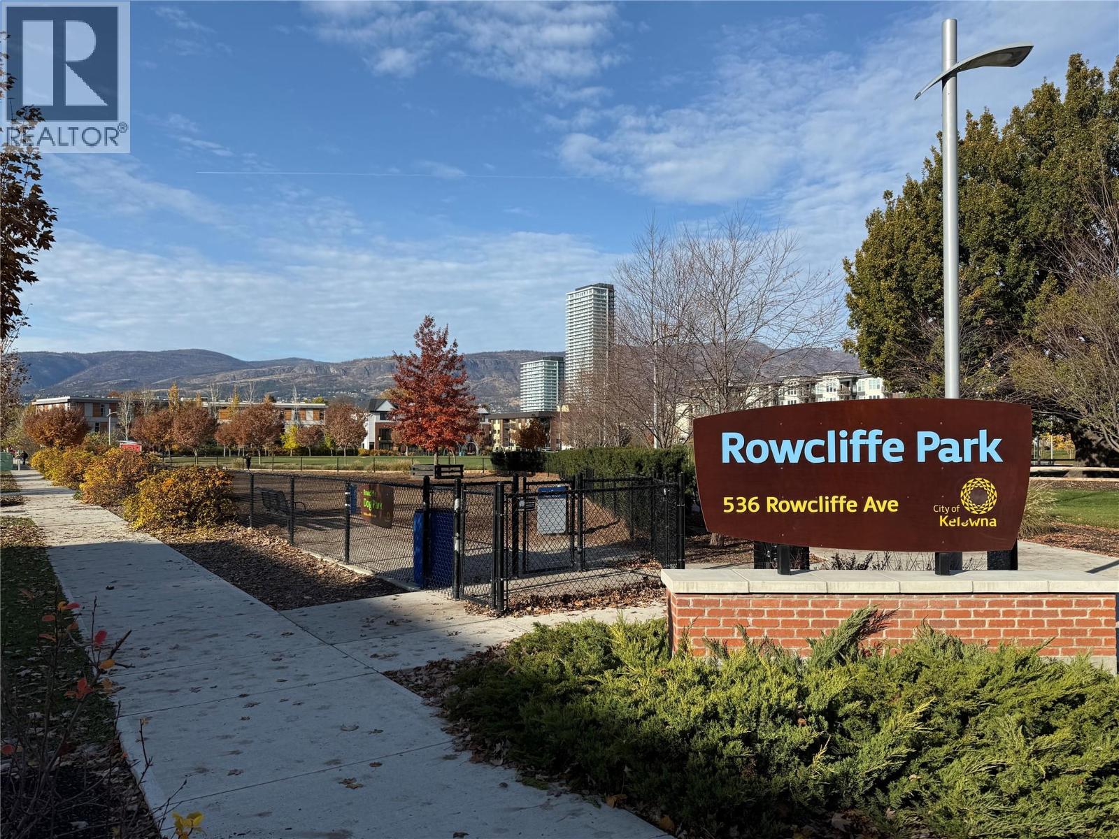 555 Rowcliffe Avenue Unit# 305, Kelowna, British Columbia  V1Y 5Y8 - Photo 3 - 10398117