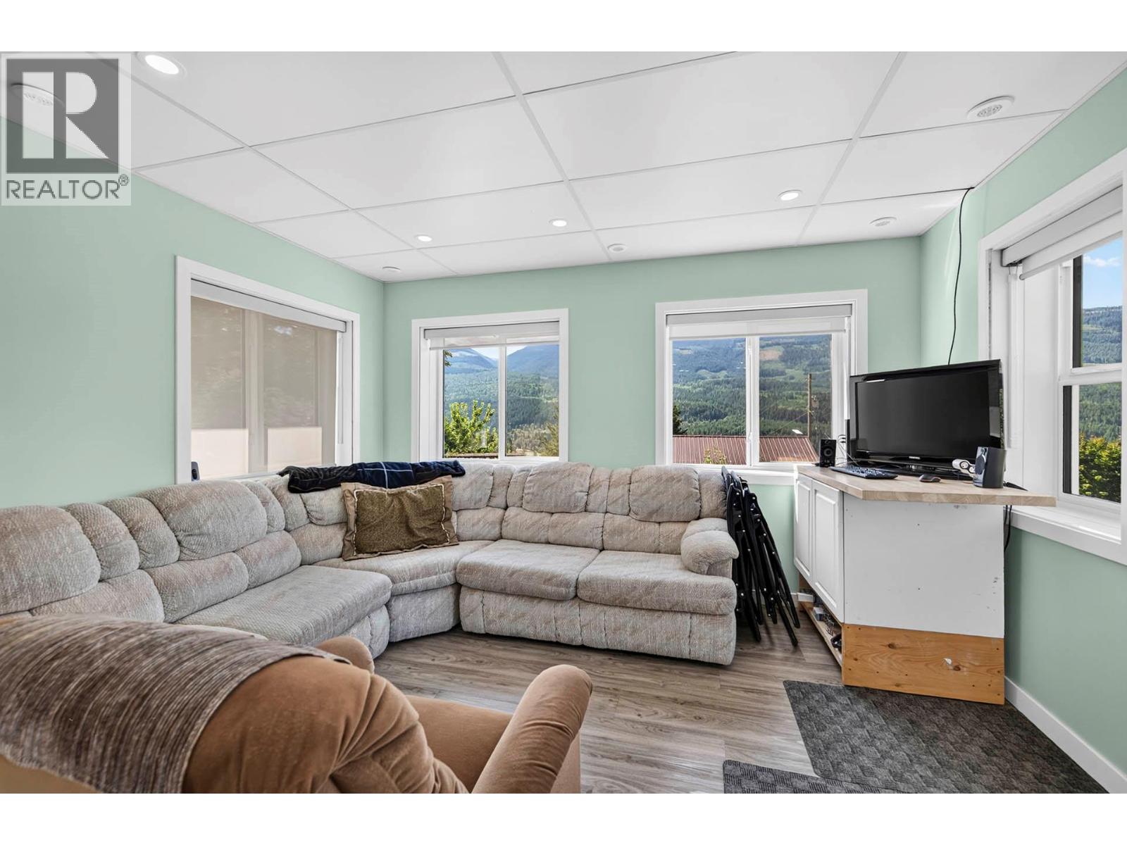 1711 Burman Road, Clearwater, British Columbia  V0E 1N0 - Photo 13 - 10397273