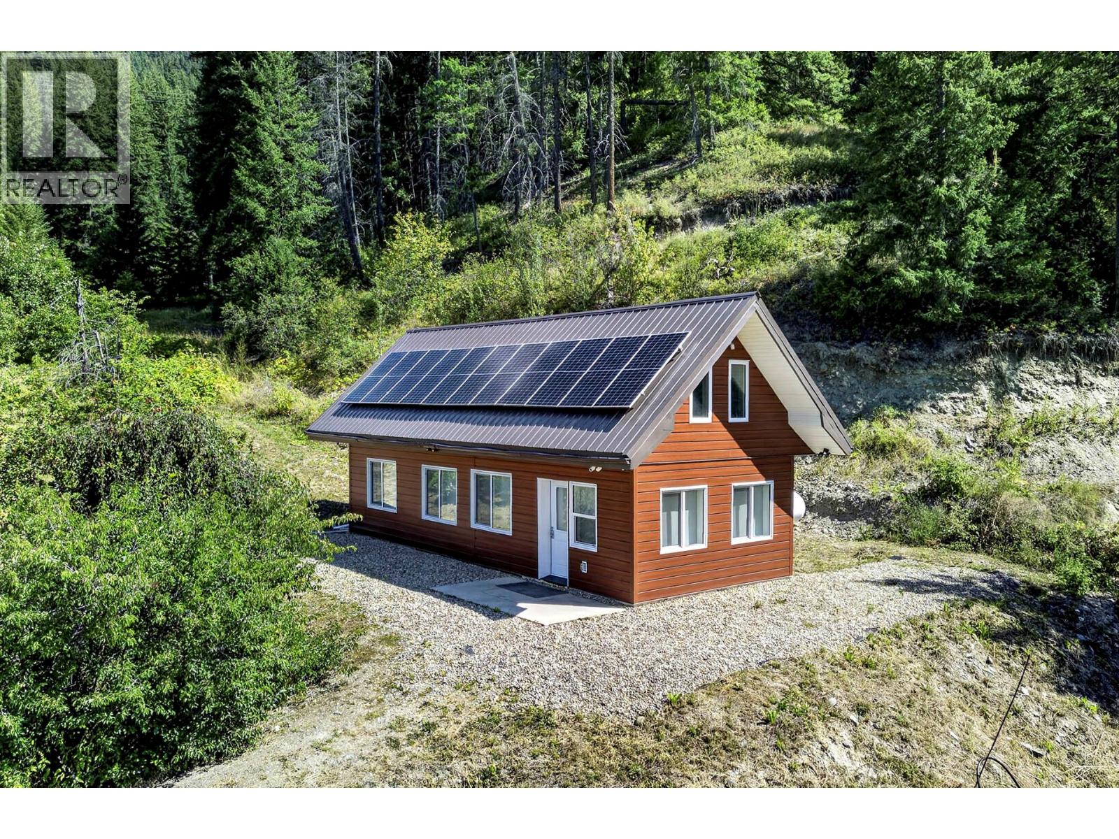 1711 Burman Road, Clearwater, British Columbia  V0E 1N0 - Photo 4 - 10397273