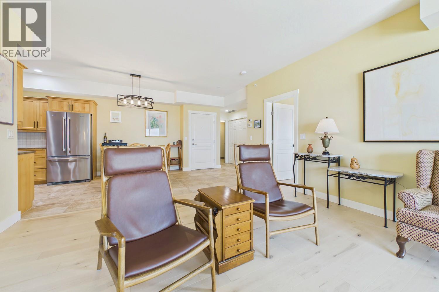 873 Forestbrook Drive Unit# 404, Penticton, British Columbia  V2A 2E9 - Photo 6 - 10398214