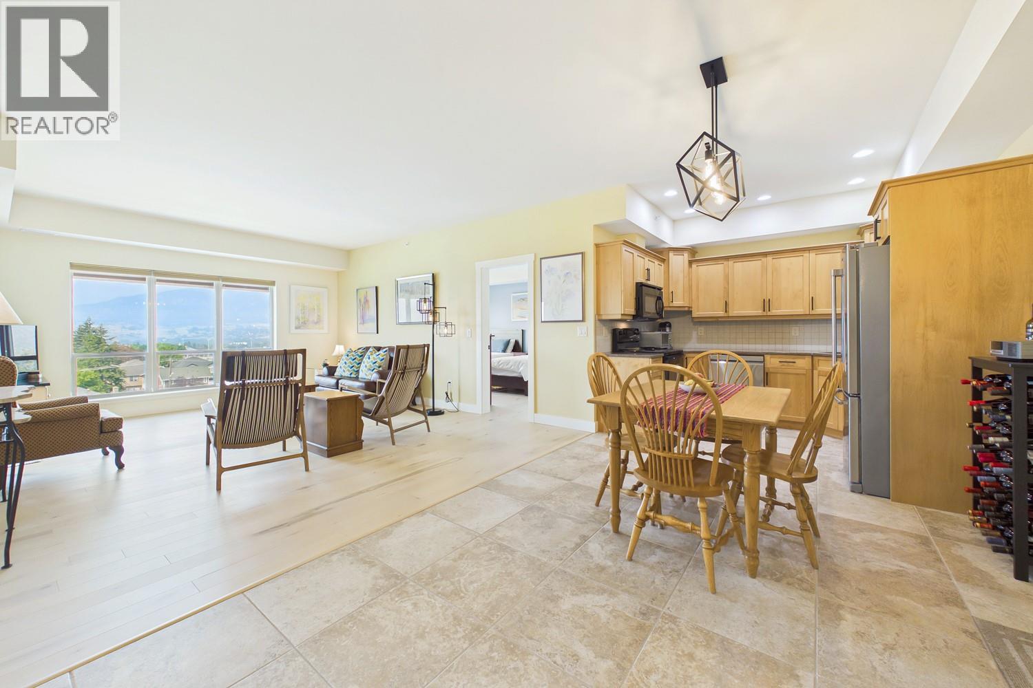 873 Forestbrook Drive Unit# 404, Penticton, British Columbia  V2A 2E9 - Photo 7 - 10398214