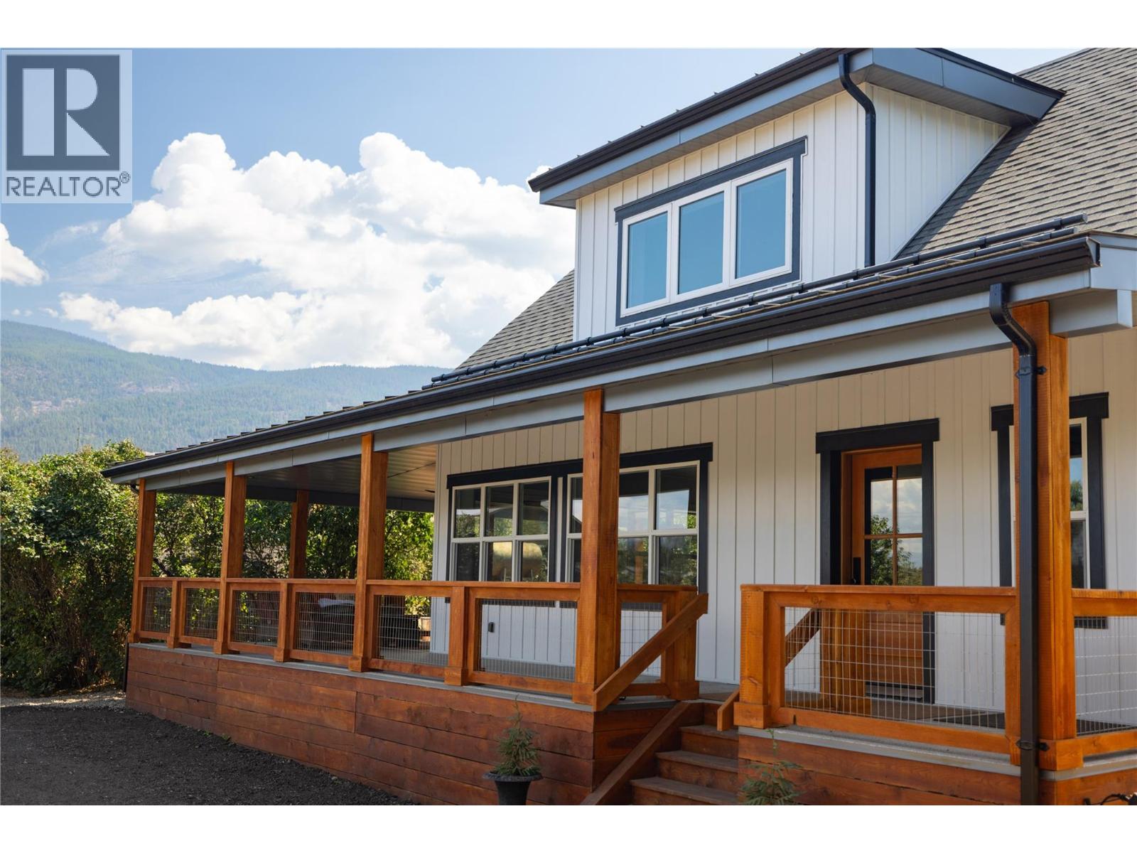 1130 Thomas Hayes Road, Spallumcheen, British Columbia  V0E 1B6 - Photo 11 - 10398138