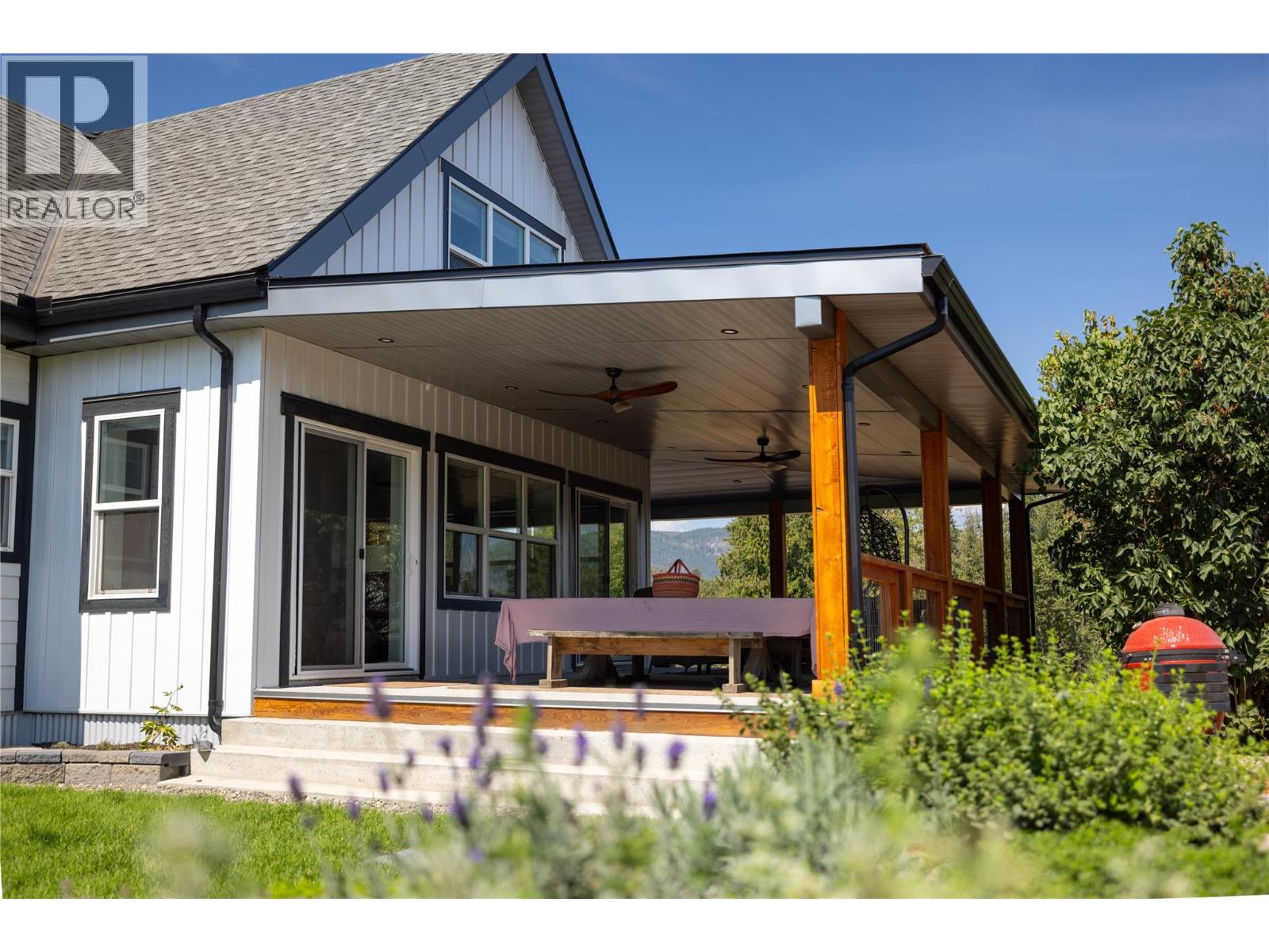 1130 Thomas Hayes Road, Spallumcheen, British Columbia  V0E 1B6 - Photo 17 - 10397880