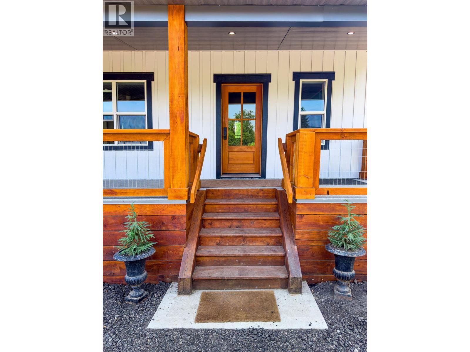 1130 Thomas Hayes Road, Spallumcheen, British Columbia  V0E 1B6 - Photo 36 - 10397880
