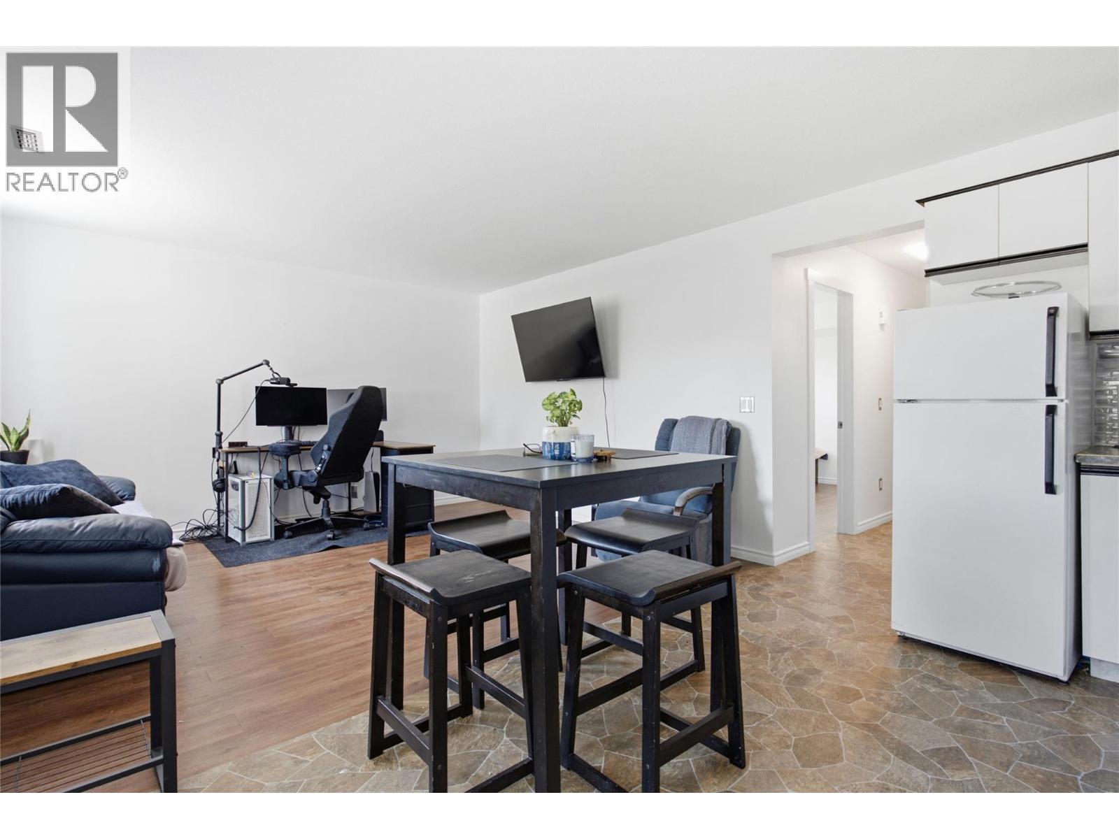 881 Evergreen Place, Kamloops, British Columbia  V2B 5M7 - Photo 29 - 10397643