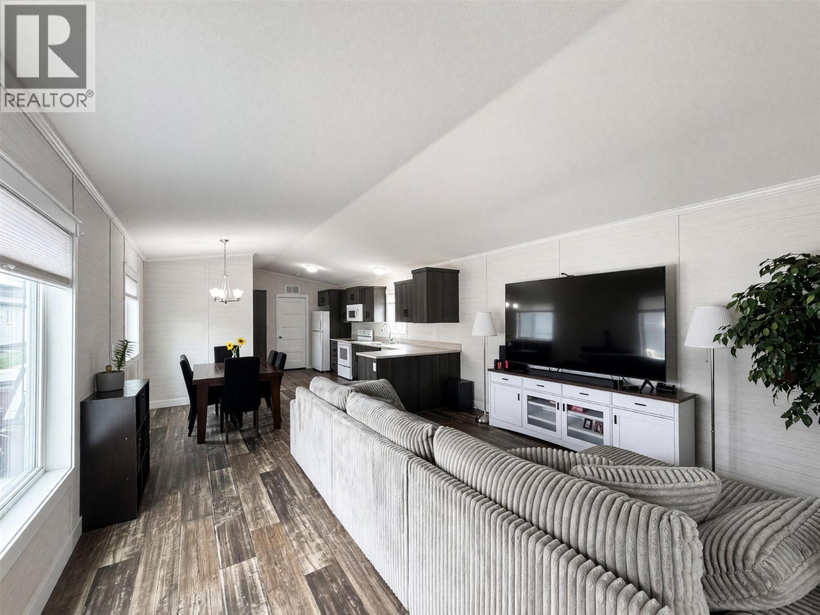 1705 Hillier Road E Unit# 24, Sicamous, British Columbia  V0E 2V4 - Photo 4 - 10398092