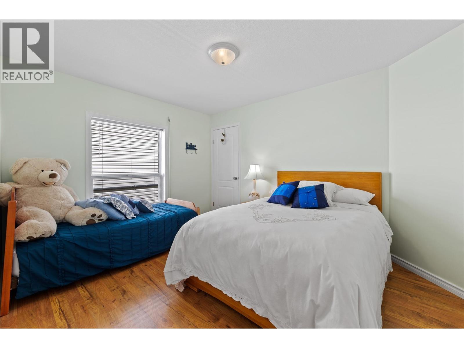 7832 Squilax-Anglemont Road, Anglemont, British Columbia  V0E 1M8 - Photo 10 - 10398140