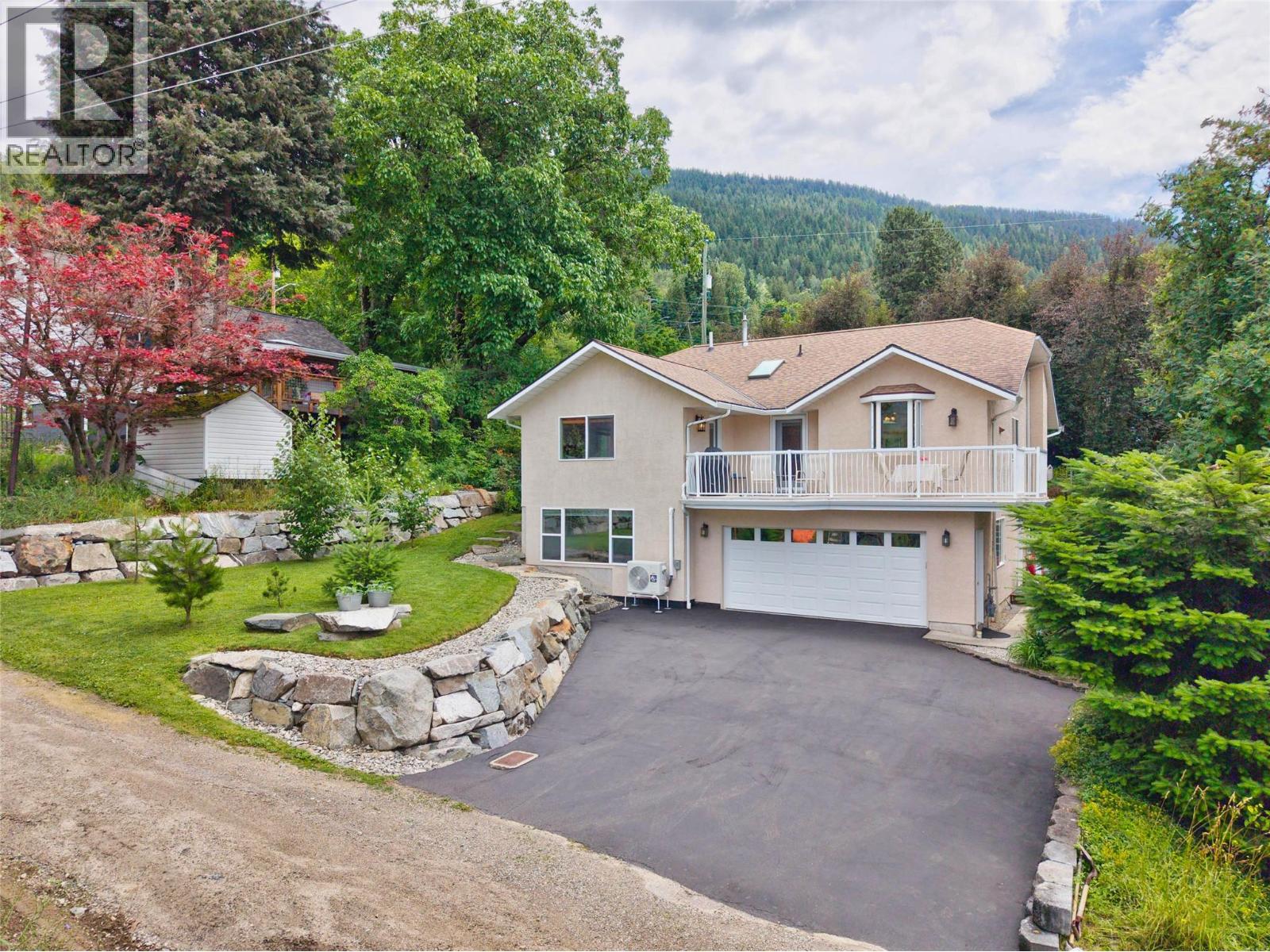 1007 Hoover Street, Nelson, British Columbia  V1L 4X9 - Photo 56 - 10398131
