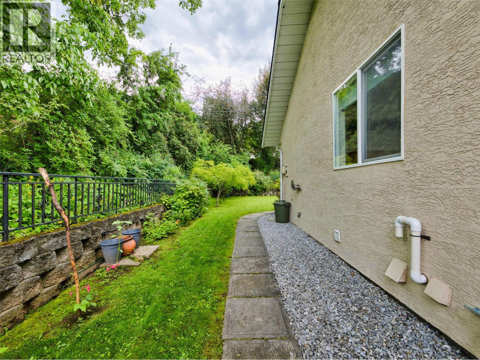 1007 Hoover Street, Nelson, British Columbia  V1L 4X9 - Photo 67 - 10398131