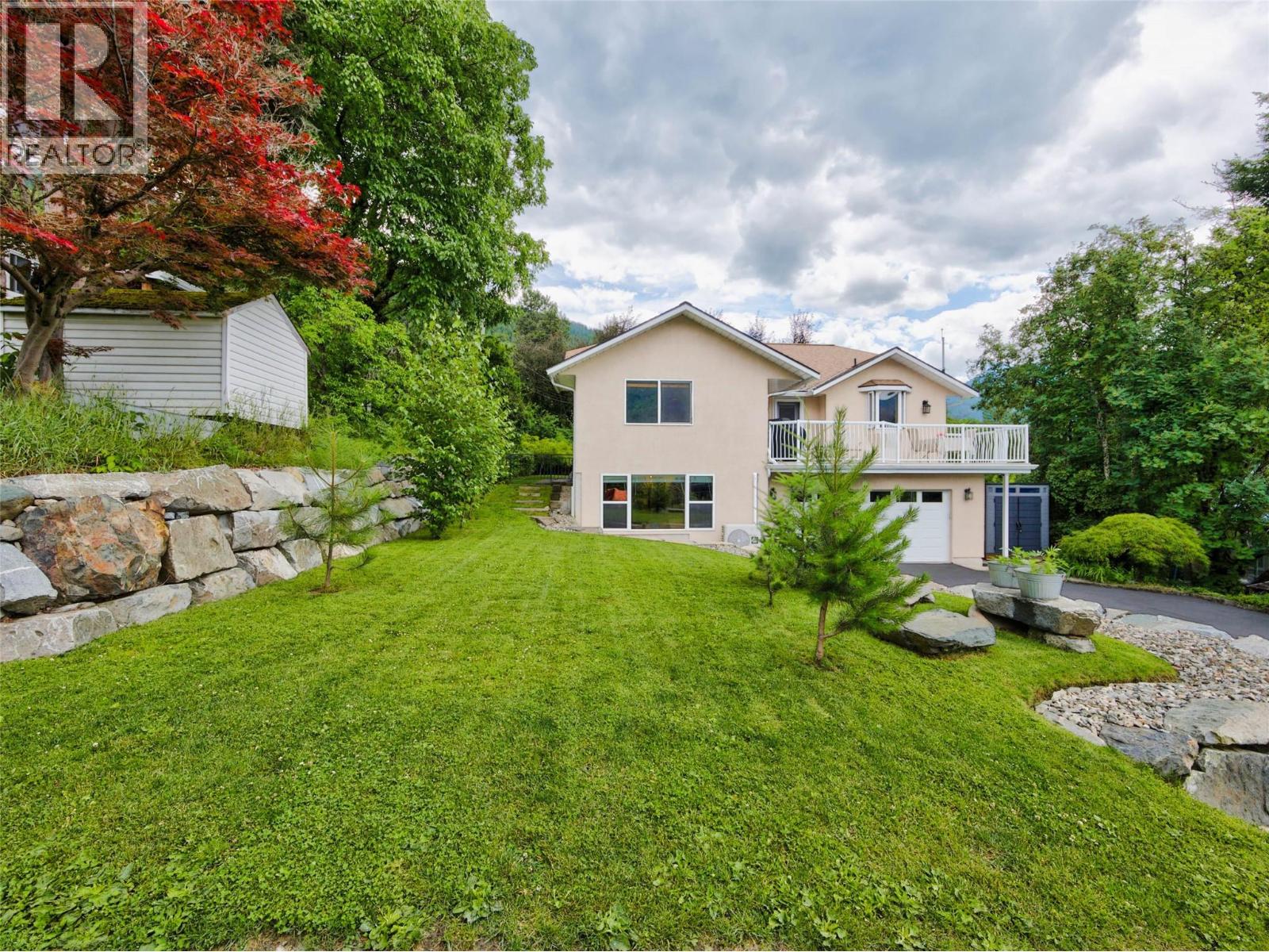 1007 Hoover Street, Nelson, British Columbia  V1L 4X9 - Photo 69 - 10398131