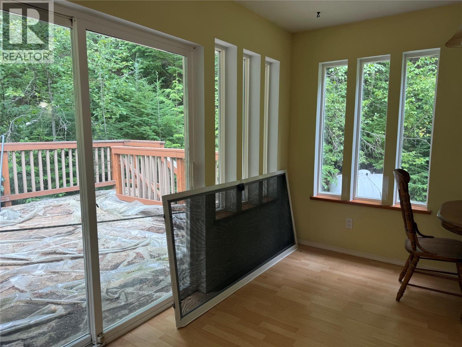 3420 Pass Creek Road, Krestova, British Columbia  V0G 1H2 - Photo 33 - 10398126