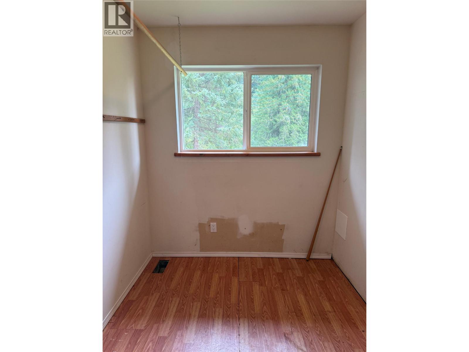 3420 Pass Creek Road, Krestova, British Columbia  V0G 1H2 - Photo 47 - 10398126
