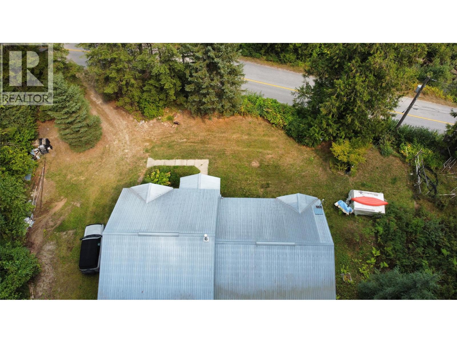 3420 Pass Creek Road, Krestova, British Columbia  V0G 1H2 - Photo 7 - 10398126