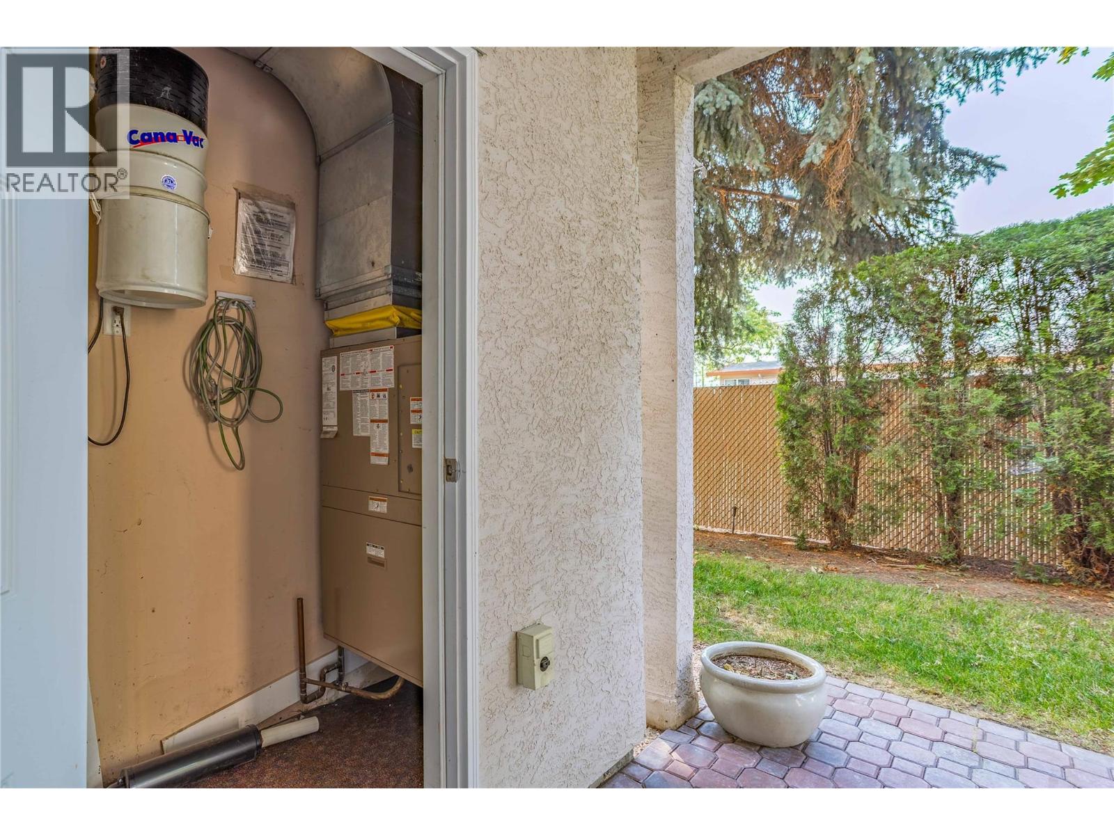2300 Benvoulin Road Unit# 103, Kelowna, British Columbia  V1W 2C6 - Photo 31 - 10397852