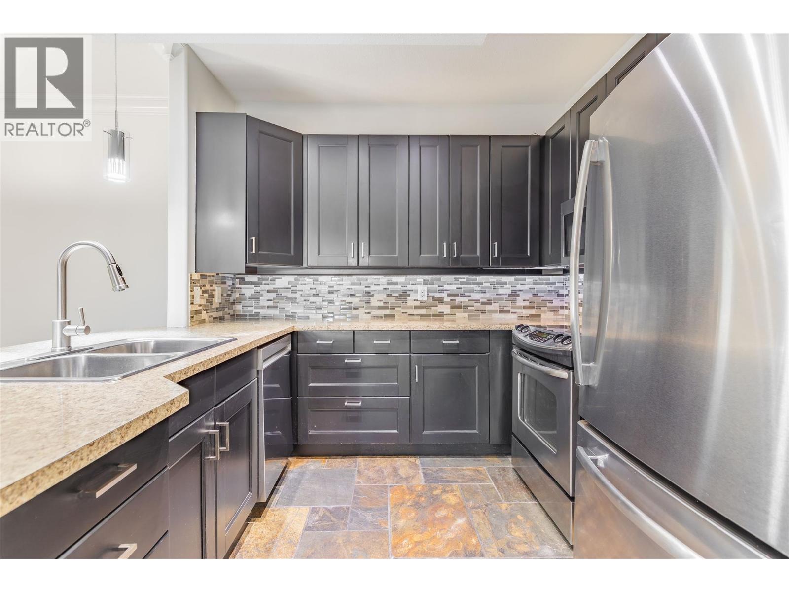2300 Benvoulin Road Unit# 103, Kelowna, British Columbia  V1W 2C6 - Photo 6 - 10397852