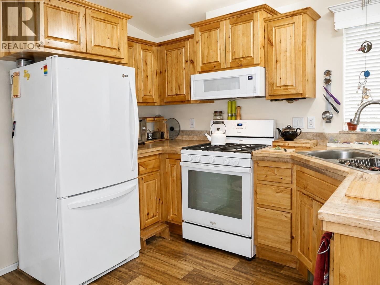 5251 Webster Street, Hedley, British Columbia  V0X 1K0 - Photo 12 - 10398234