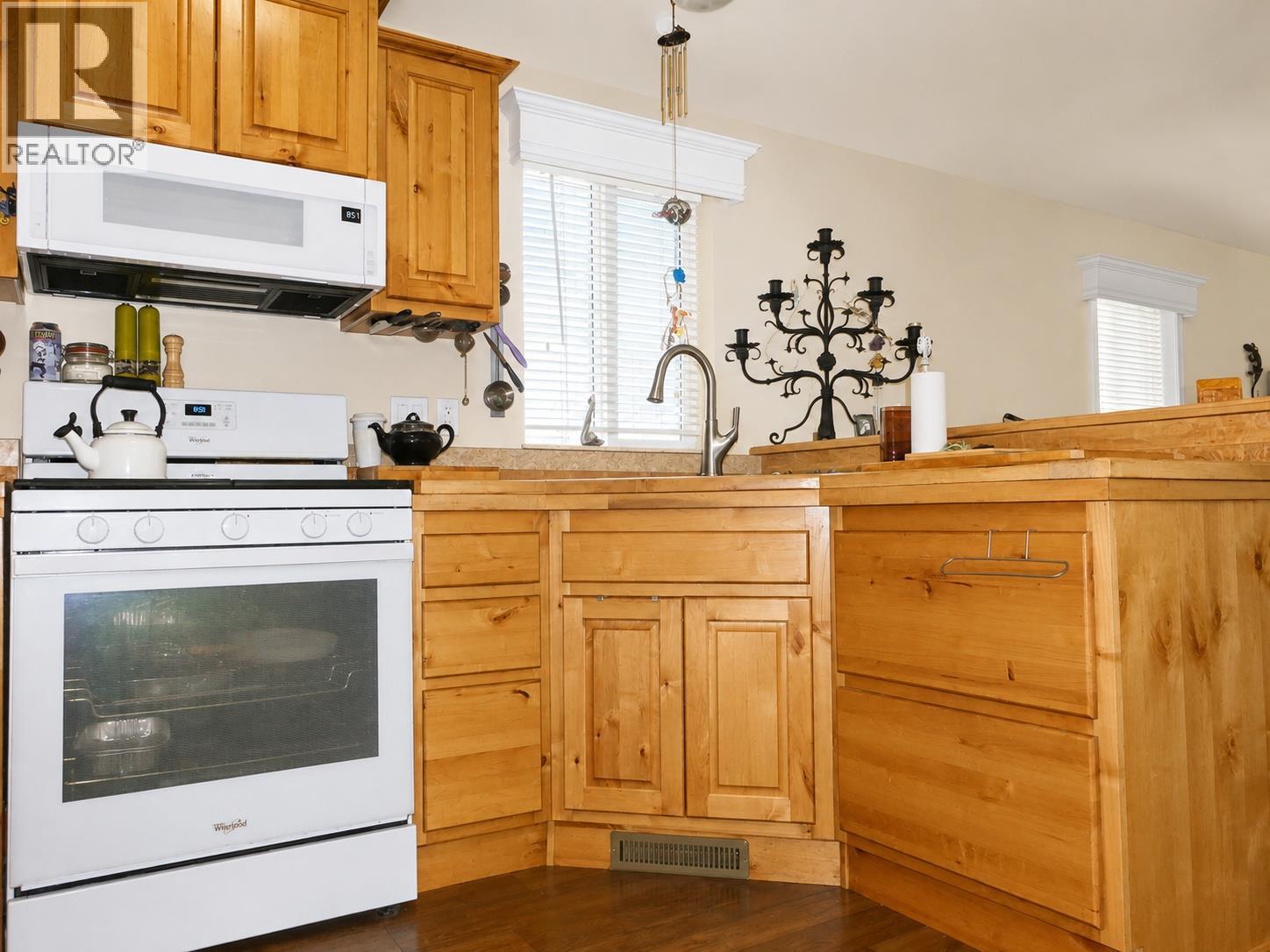5251 Webster Street, Hedley, British Columbia  V0X 1K0 - Photo 13 - 10398234