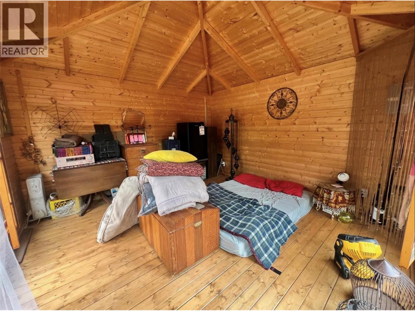 5251 Webster Street, Hedley, British Columbia  V0X 1K0 - Photo 8 - 10398234