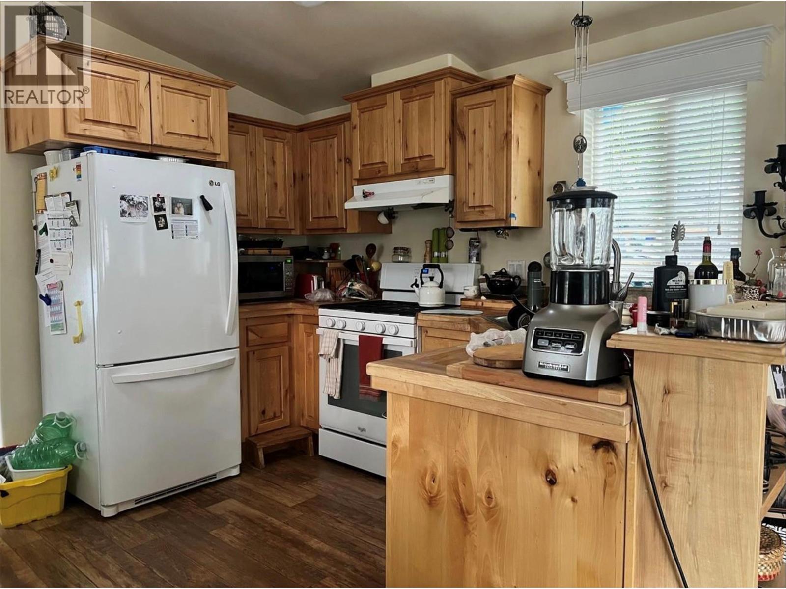 5251 Webster Street, Hedley, British Columbia  V0X 1K0 - Photo 9 - 10398234