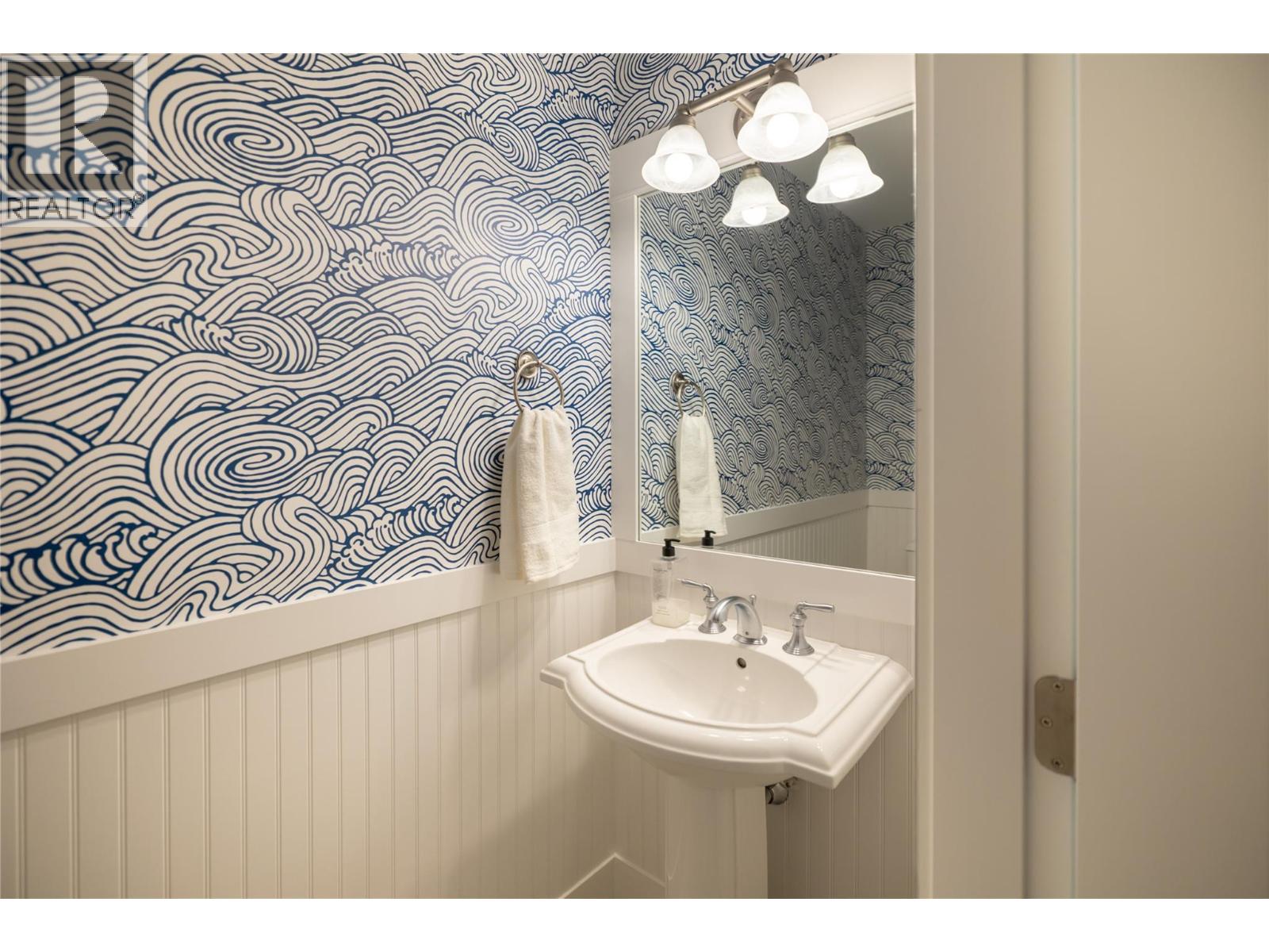 3880 Truswell Road Unit# 124, Kelowna, British Columbia  V1W 5A2 - Photo 14 - 10398055