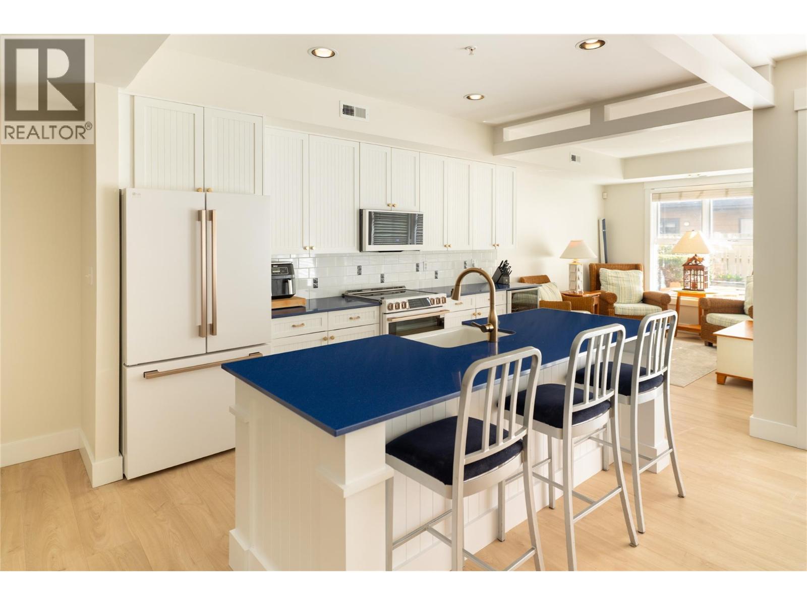3880 Truswell Road Unit# 124, Kelowna, British Columbia  V1W 5A2 - Photo 6 - 10398055