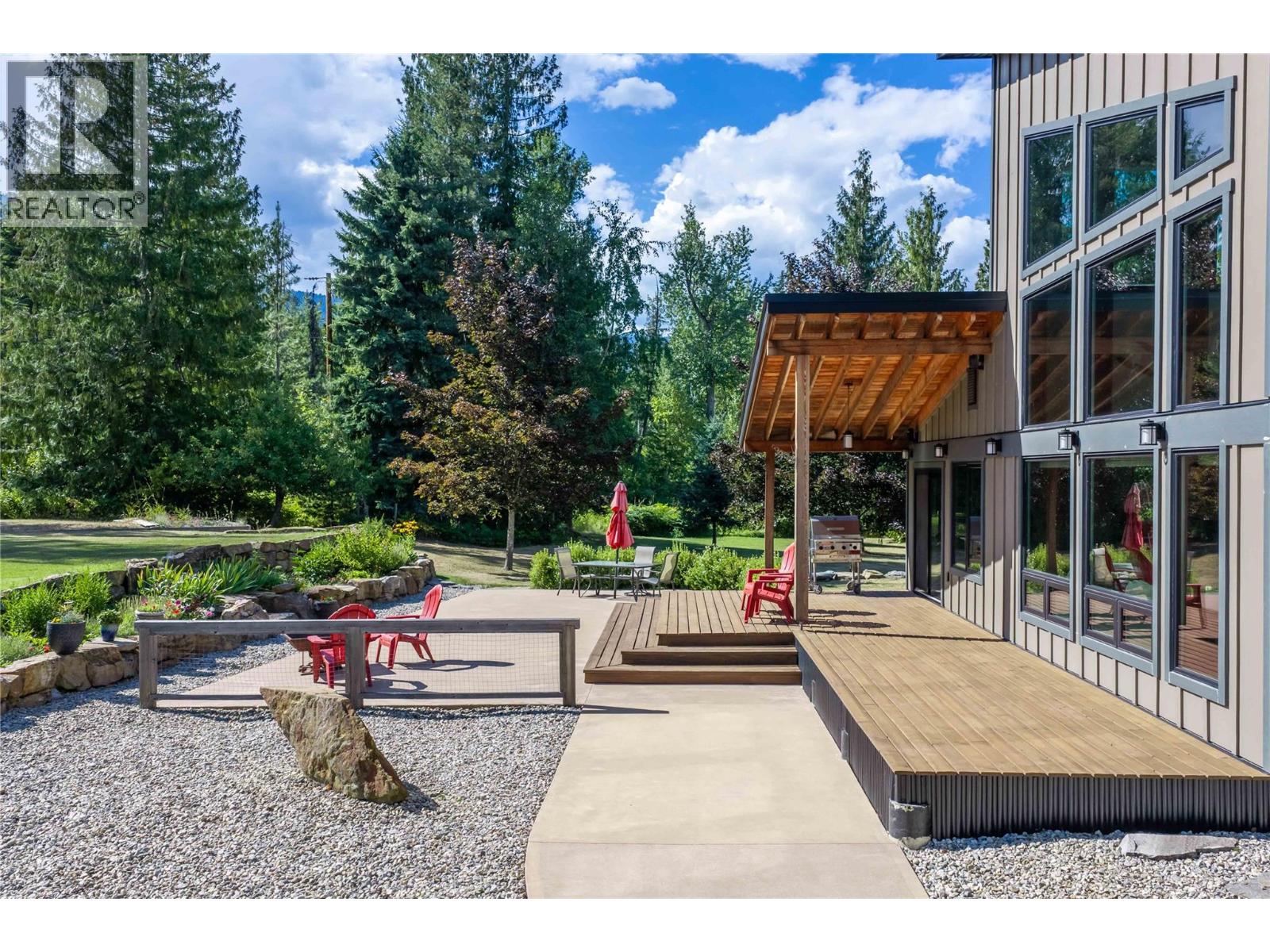 1808 Northview Drive, Revelstoke, British Columbia  V0E 2S1 - Photo 12 - 10397975
