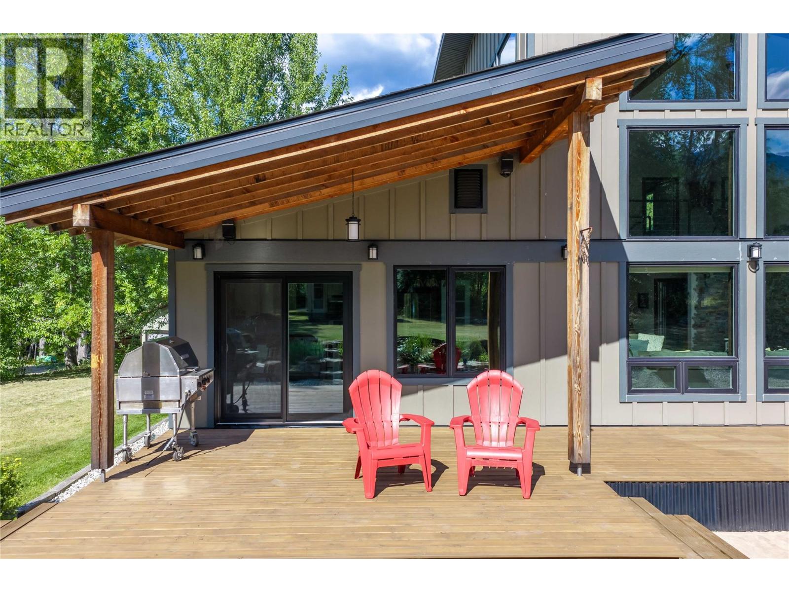 1808 Northview Drive, Revelstoke, British Columbia  V0E 2S1 - Photo 13 - 10397975