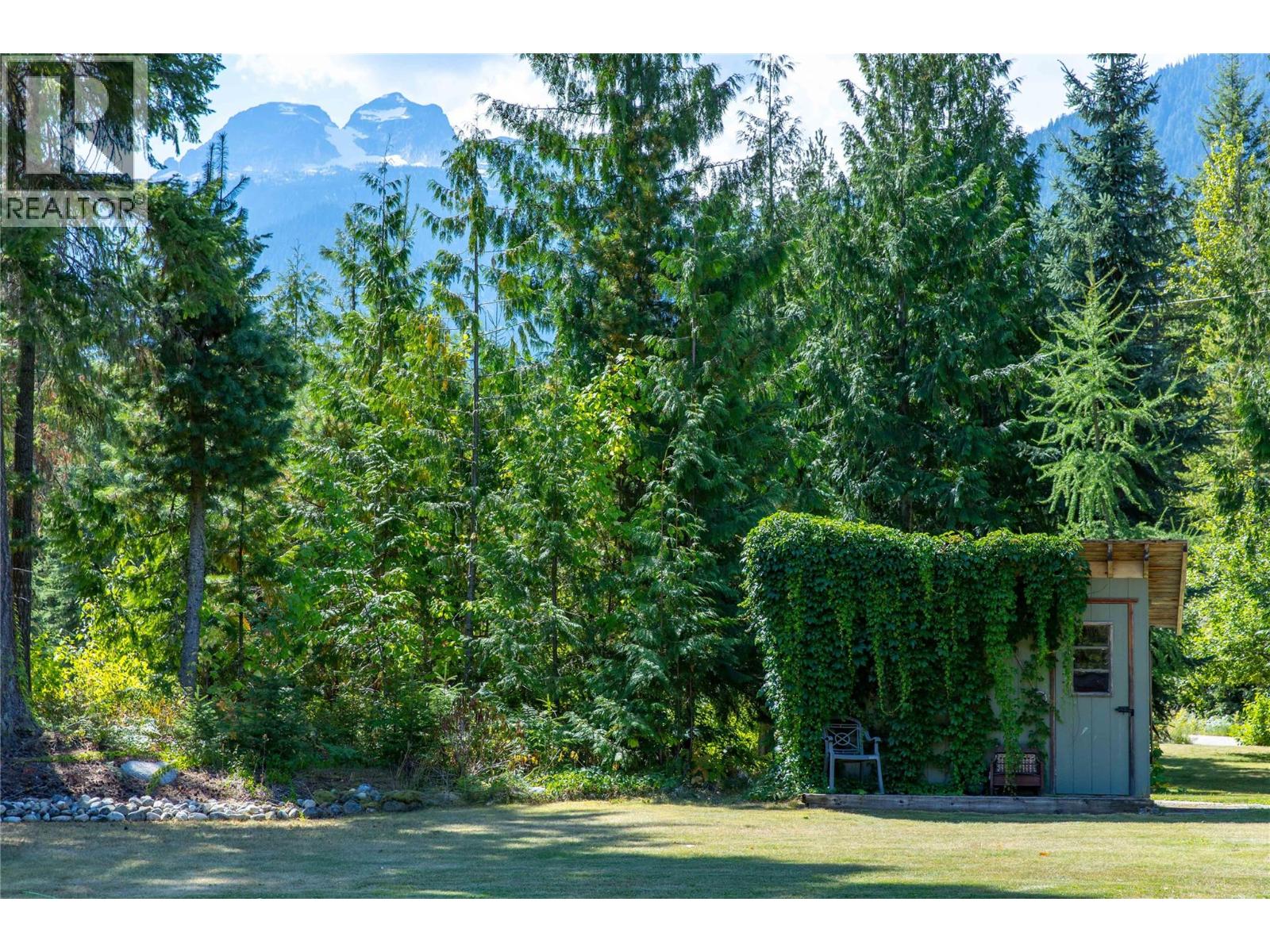 1808 Northview Drive, Revelstoke, British Columbia  V0E 2S1 - Photo 14 - 10397975