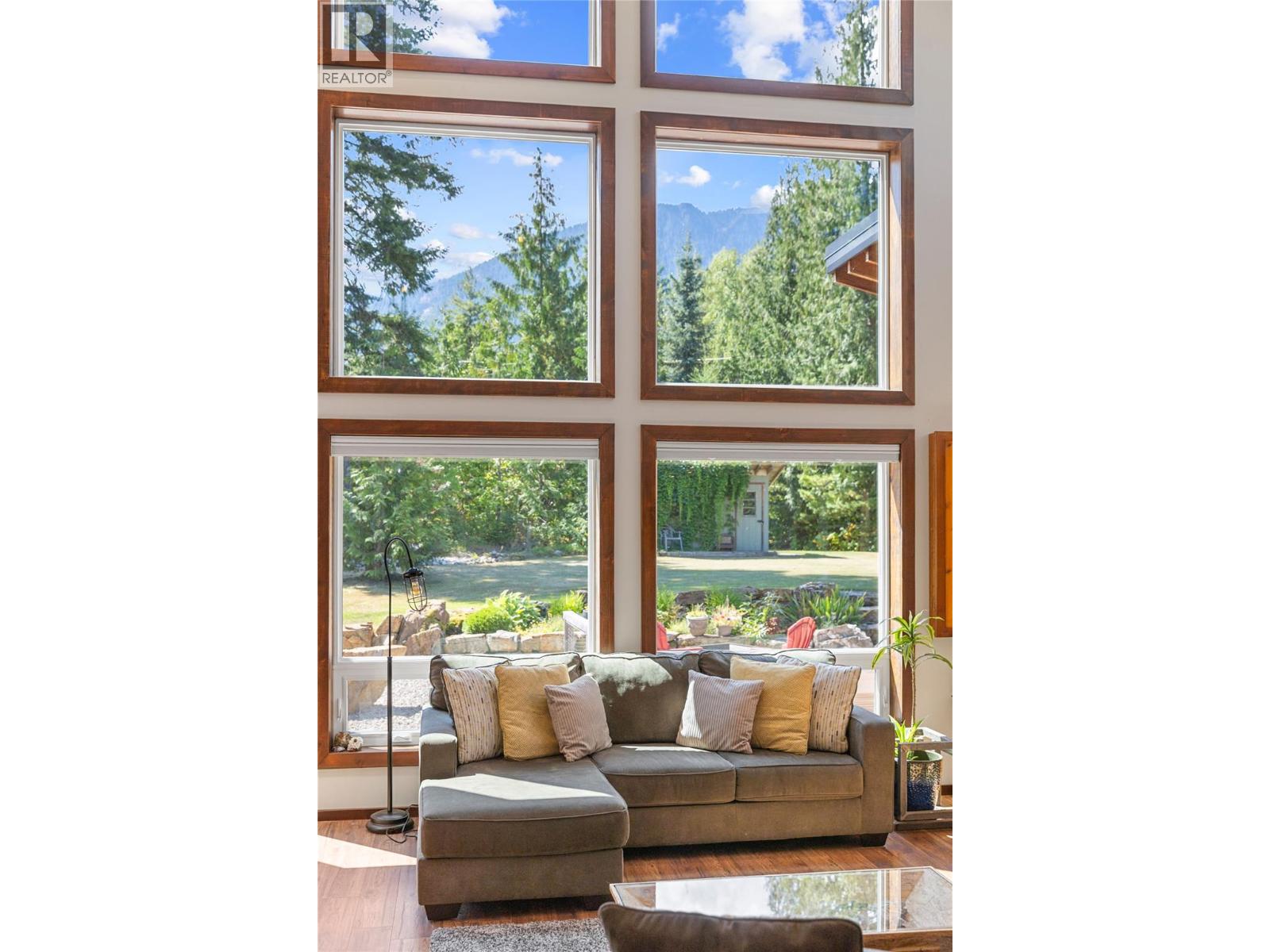 1808 Northview Drive, Revelstoke, British Columbia  V0E 2S1 - Photo 24 - 10397975