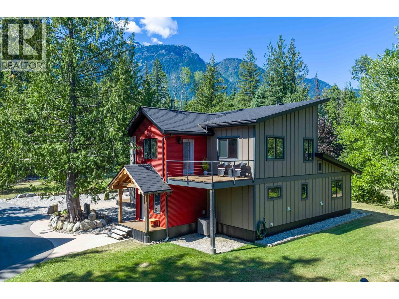 1808 Northview Drive, Revelstoke, British Columbia  V0E 2S1 - Photo 52 - 10397975
