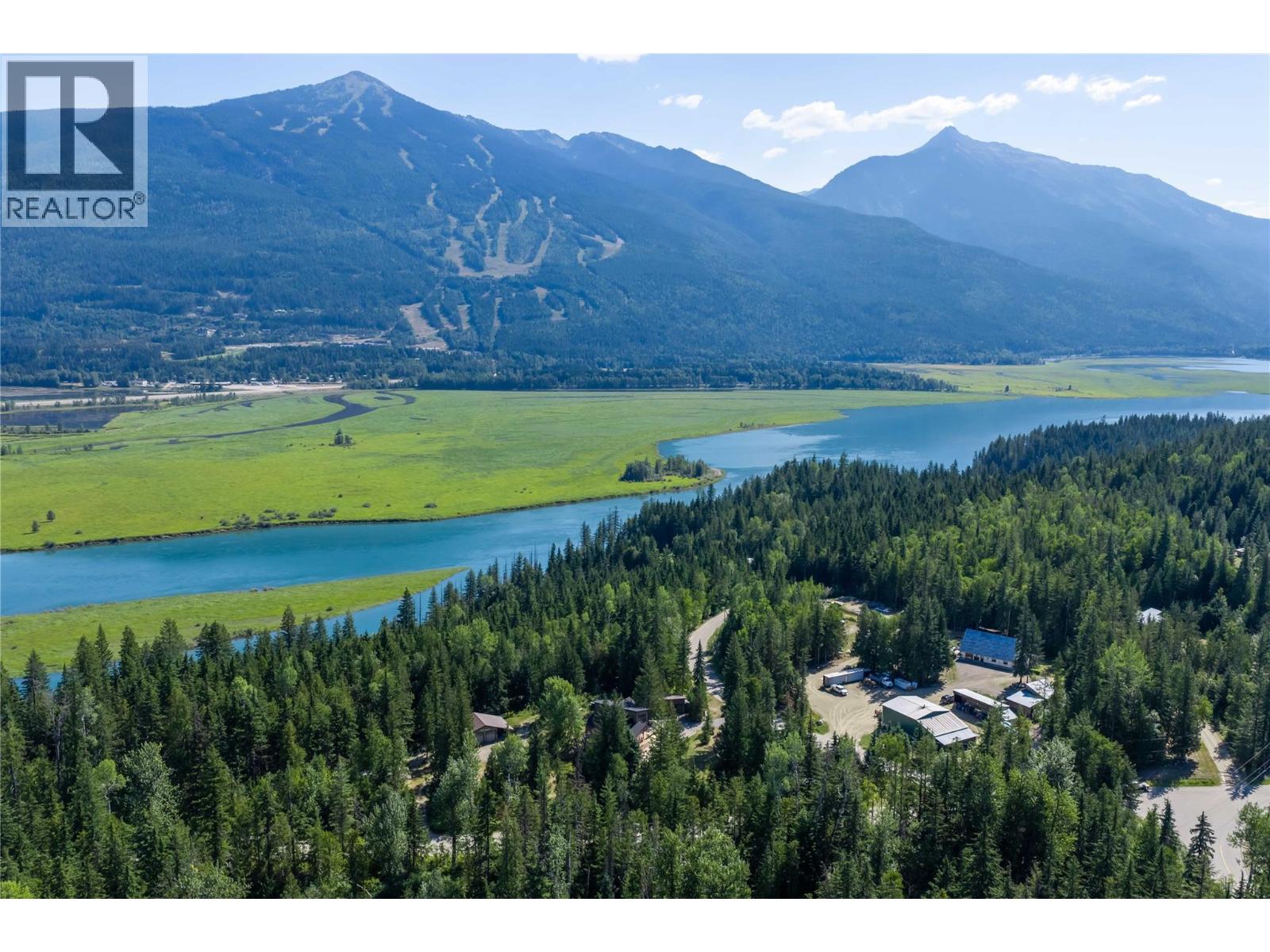 1808 Northview Drive, Revelstoke, British Columbia  V0E 2S1 - Photo 64 - 10397975