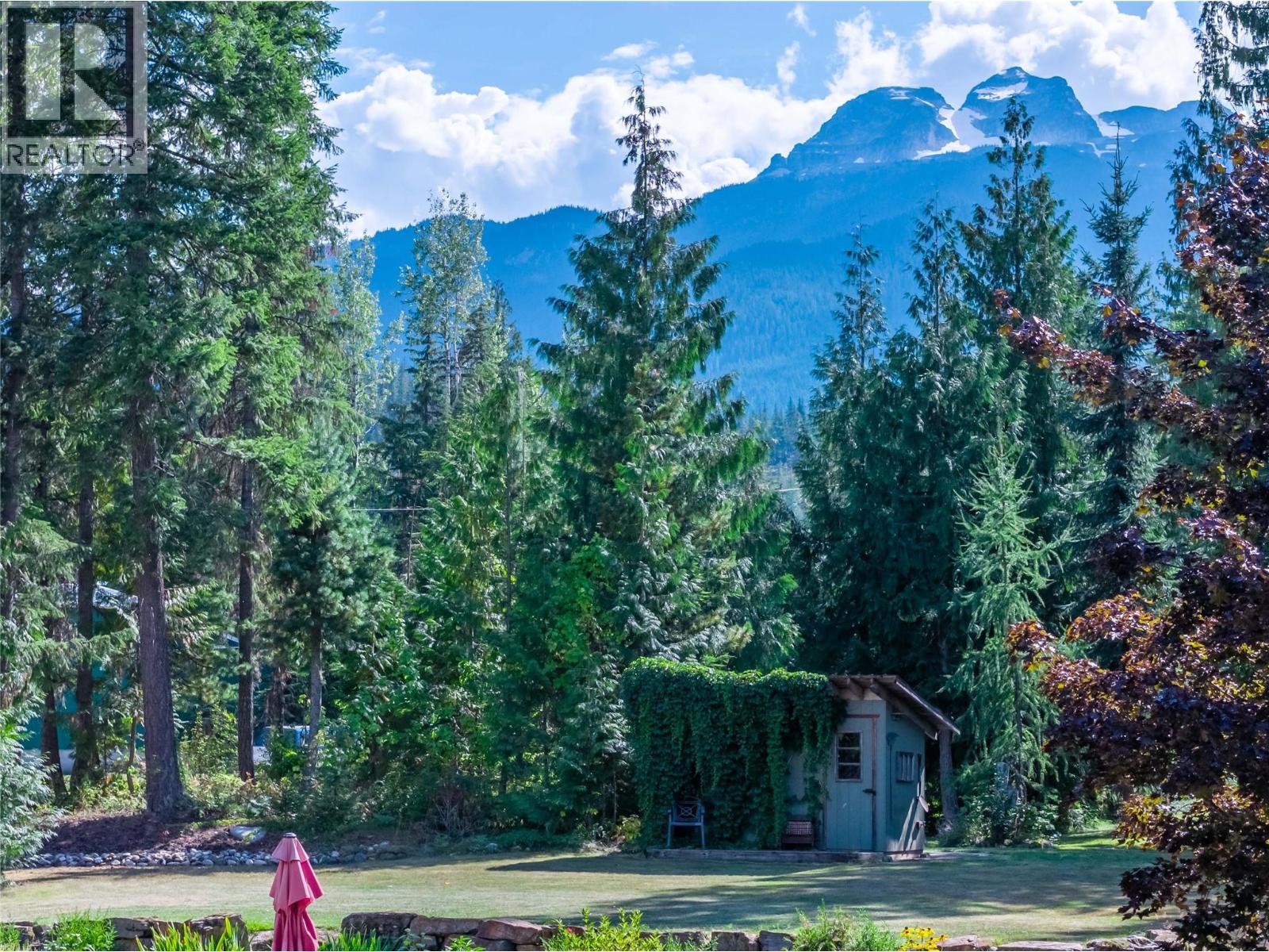 1808 Northview Drive, Revelstoke, British Columbia  V0E 2S1 - Photo 7 - 10397975