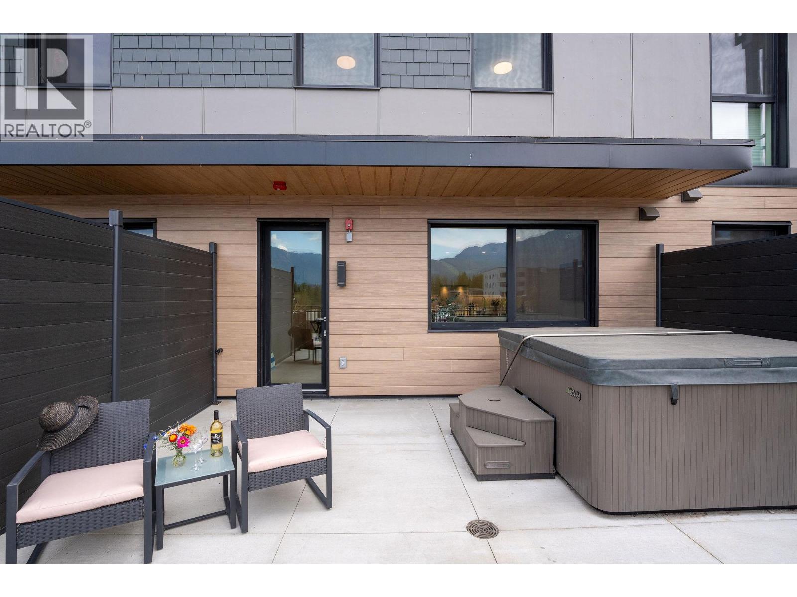1702 Coursier Avenue Unit# 3111, Revelstoke, British Columbia  V0E 2S1 - Photo 2 - 10397871
