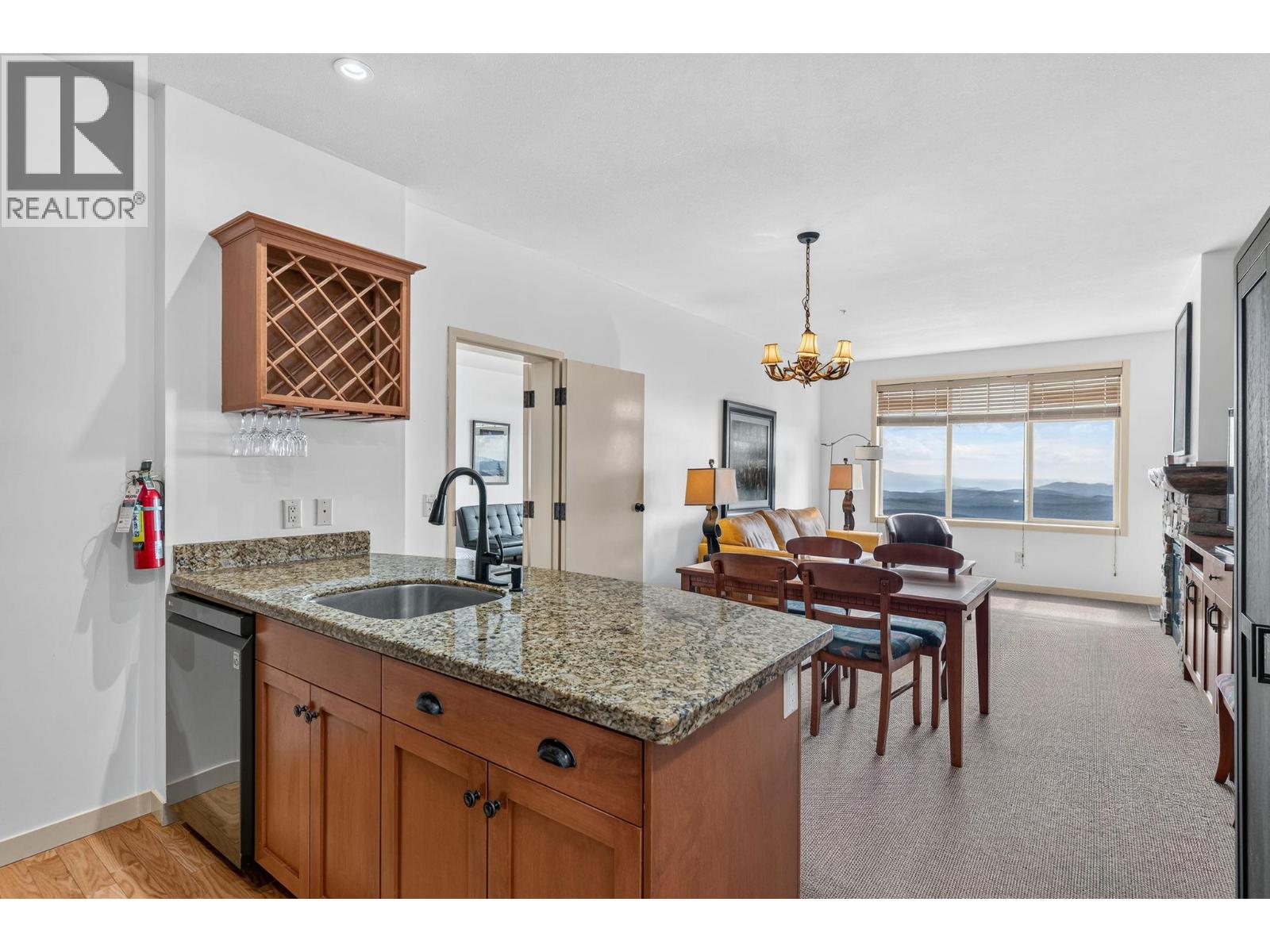 255 Feathertop Way Unit# 207, Big White, British Columbia  V1P 1T4 - Photo 5 - 10398121